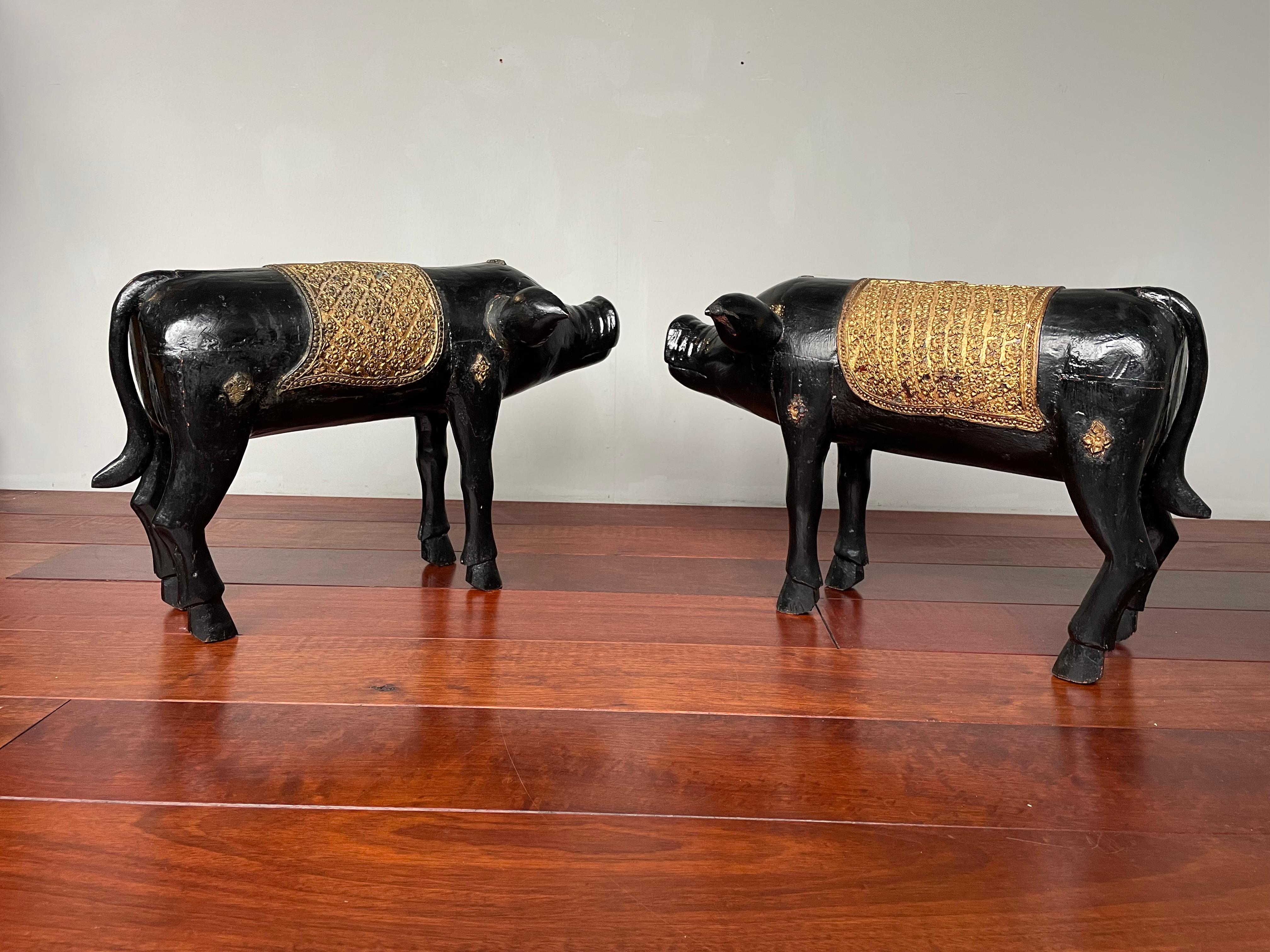 Antique, Rare & Decorative Pair of Hand Carved and Hand Painted Pig Sculptures 11