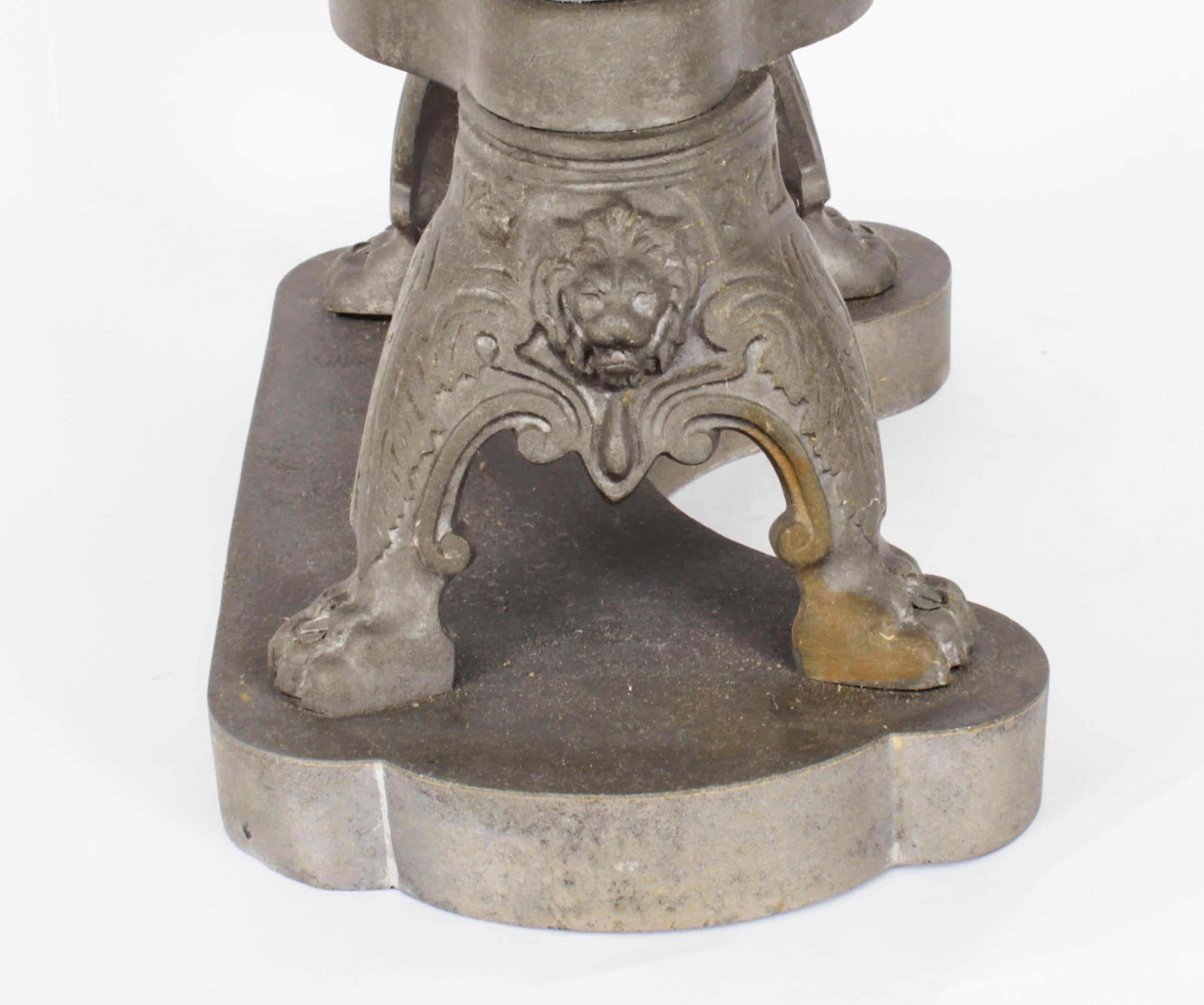 XIXe siècle Ancienne presse française rare en fer et bronze pour canard du 19ème siècle en vente