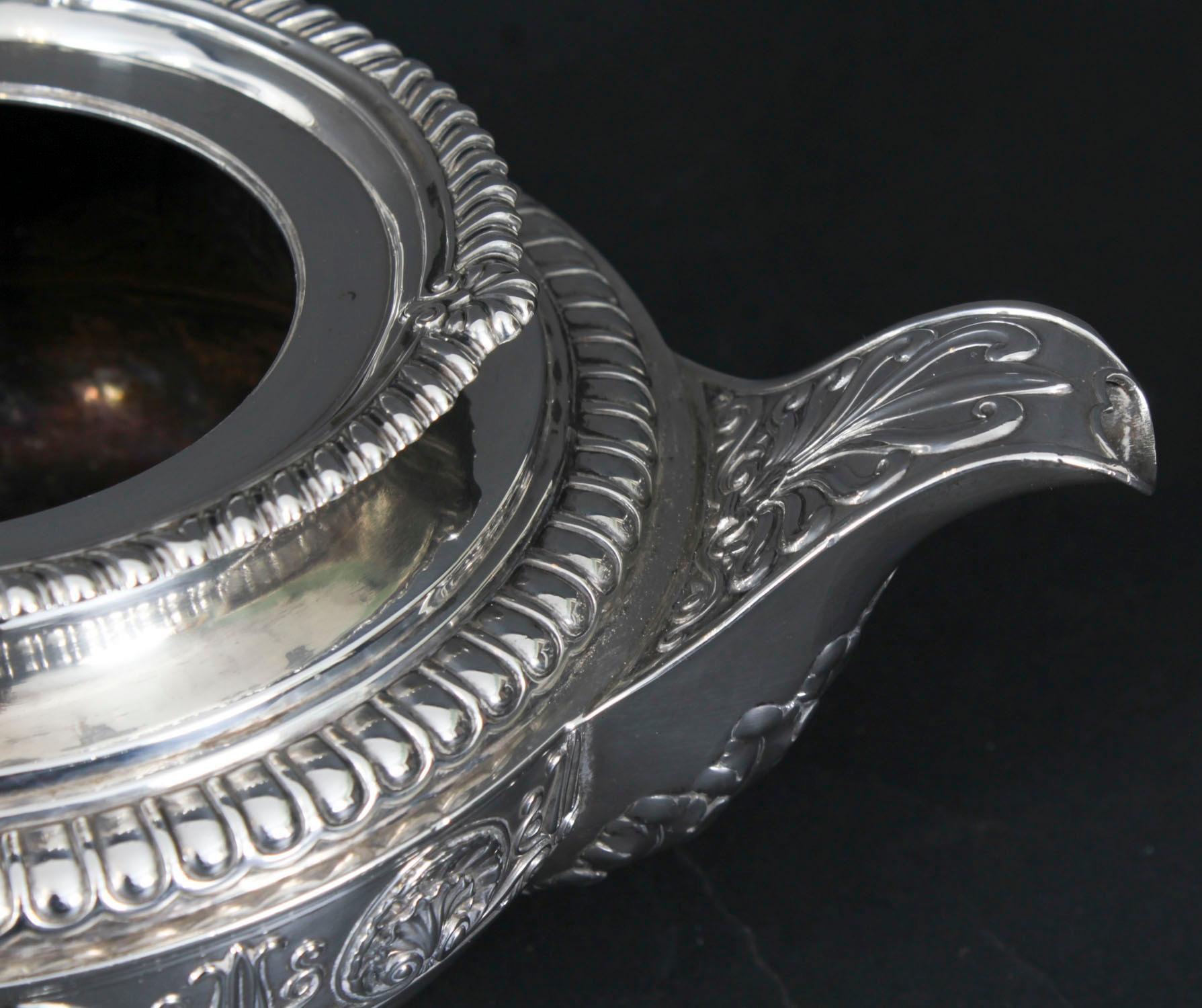 Antigua y rara tetera georgiana de plata de ley de Paul Storr 1812 Siglo XIX en venta 3