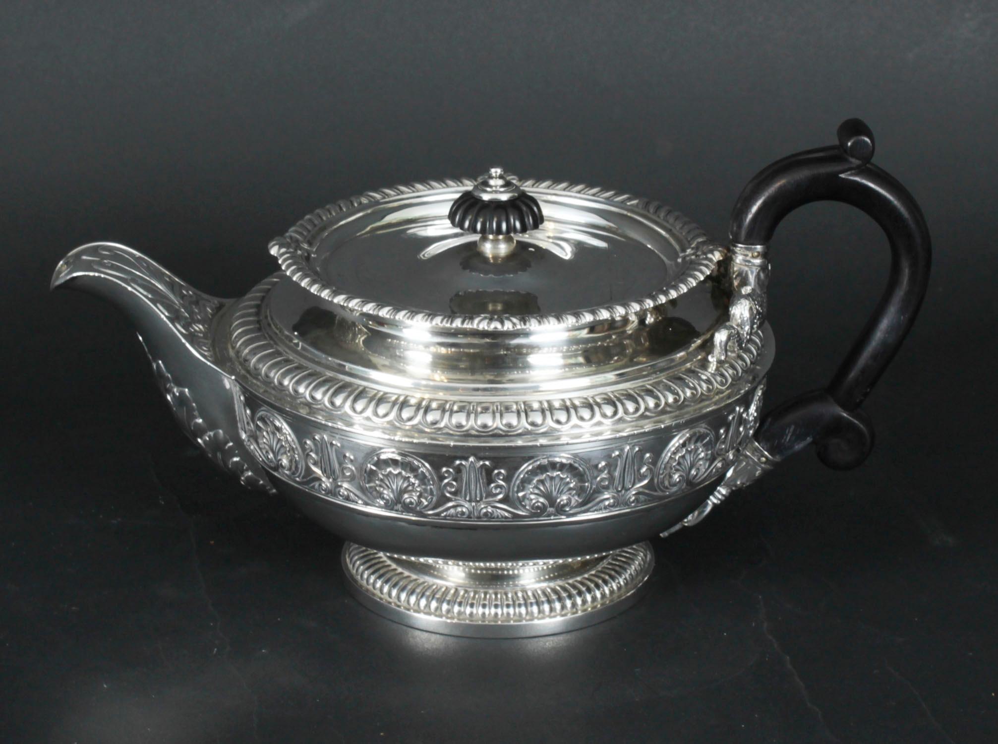 Antigua y rara tetera georgiana de plata de ley de Paul Storr 1812 Siglo XIX Inglés en venta