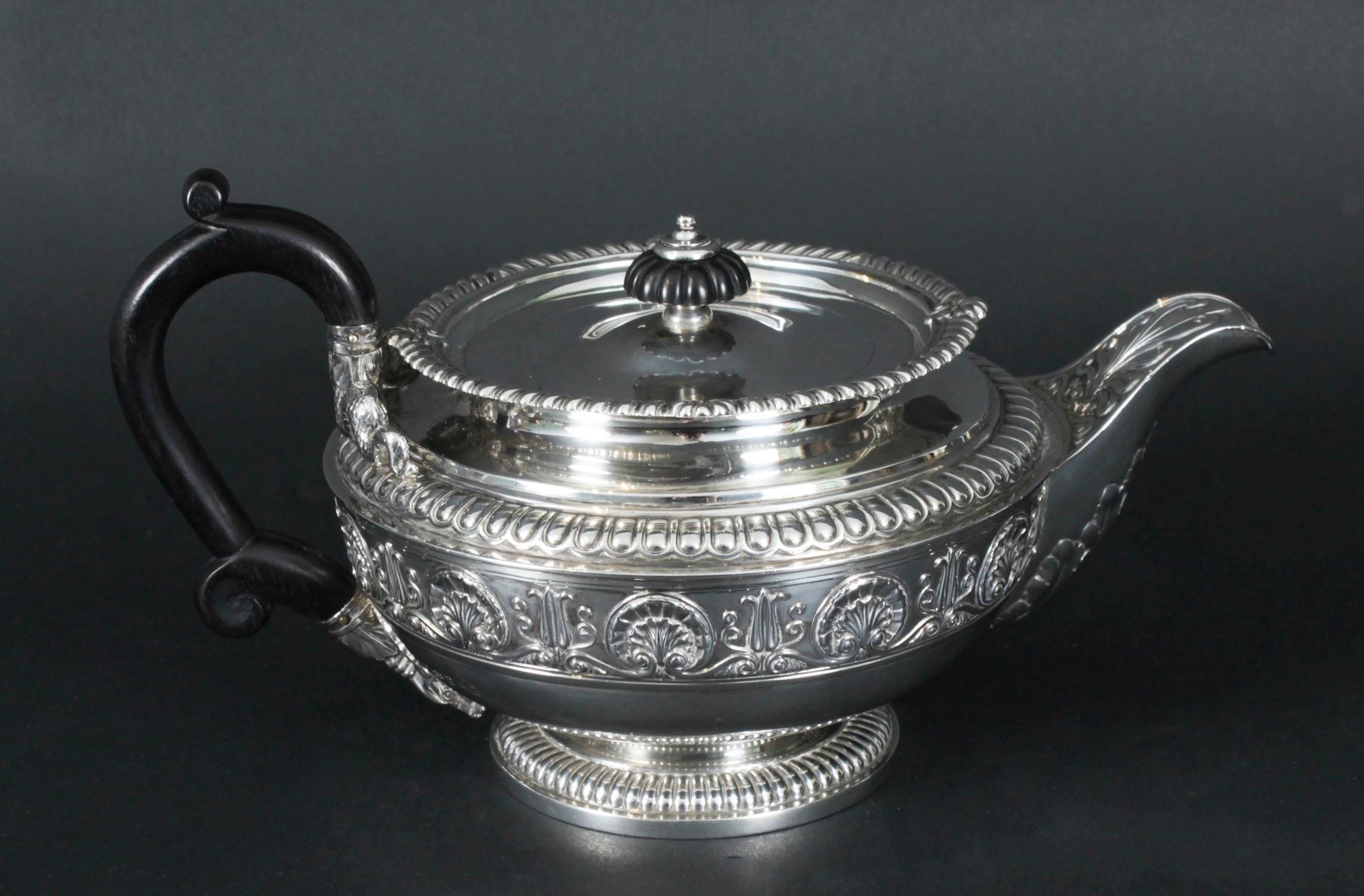 Antigua y rara tetera georgiana de plata de ley de Paul Storr 1812 Siglo XIX en Bueno estado para la venta en London, GB