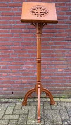 Antique & Rare Gothic Revival Carved Oak Lectern / Bible & Religious Books Stand