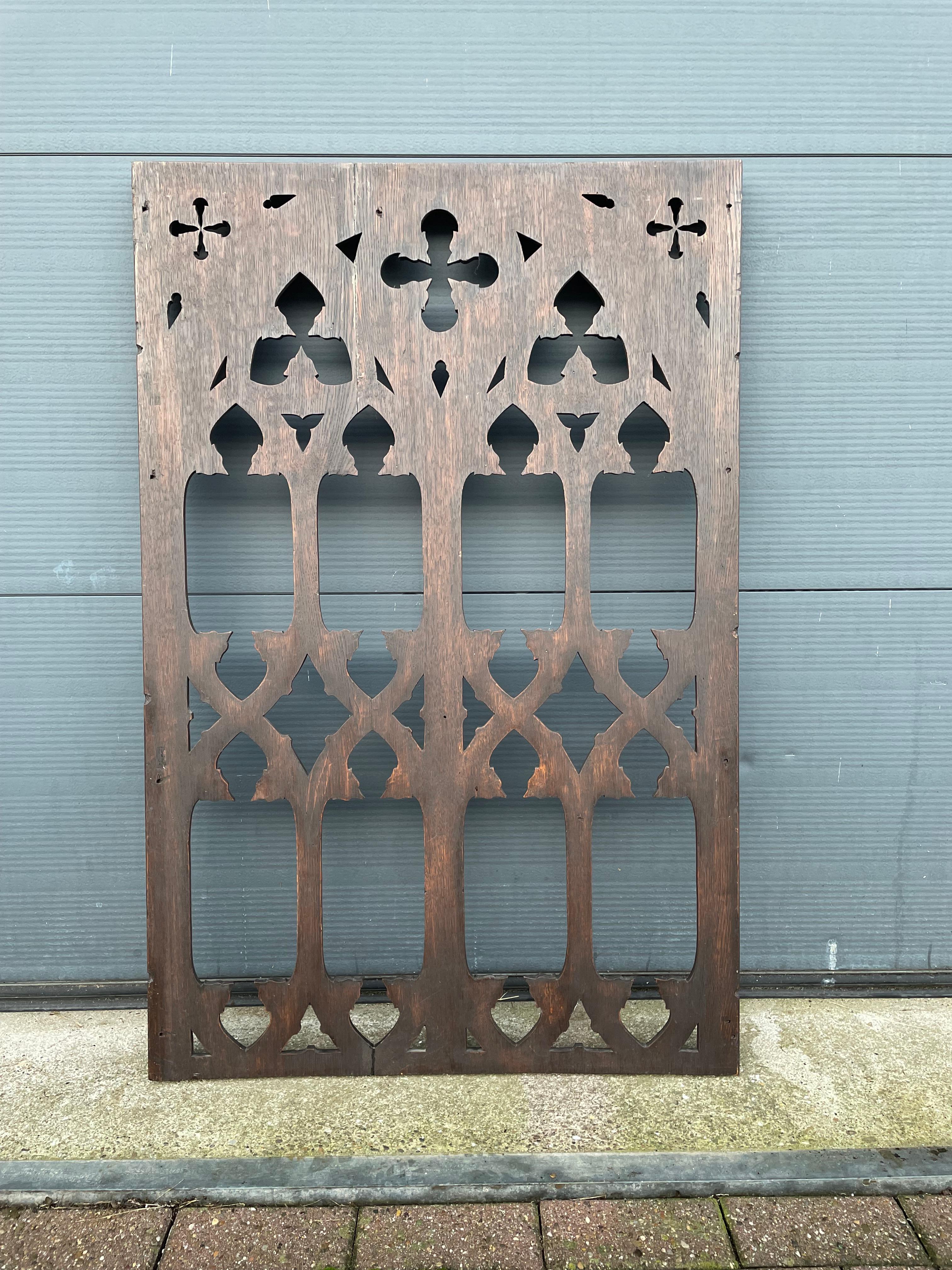 Antique & Rare Hand Carved Oak Gothic Revival Church or Monastery Window Frame 8