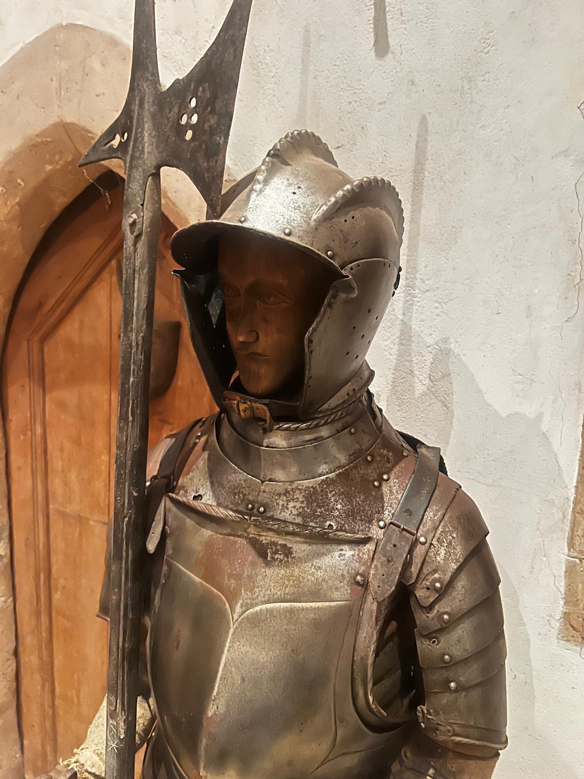 Gothic Antique Rare Italian 16th Century Infantry Armour with Burgonet Helmet & Halberd For Sale