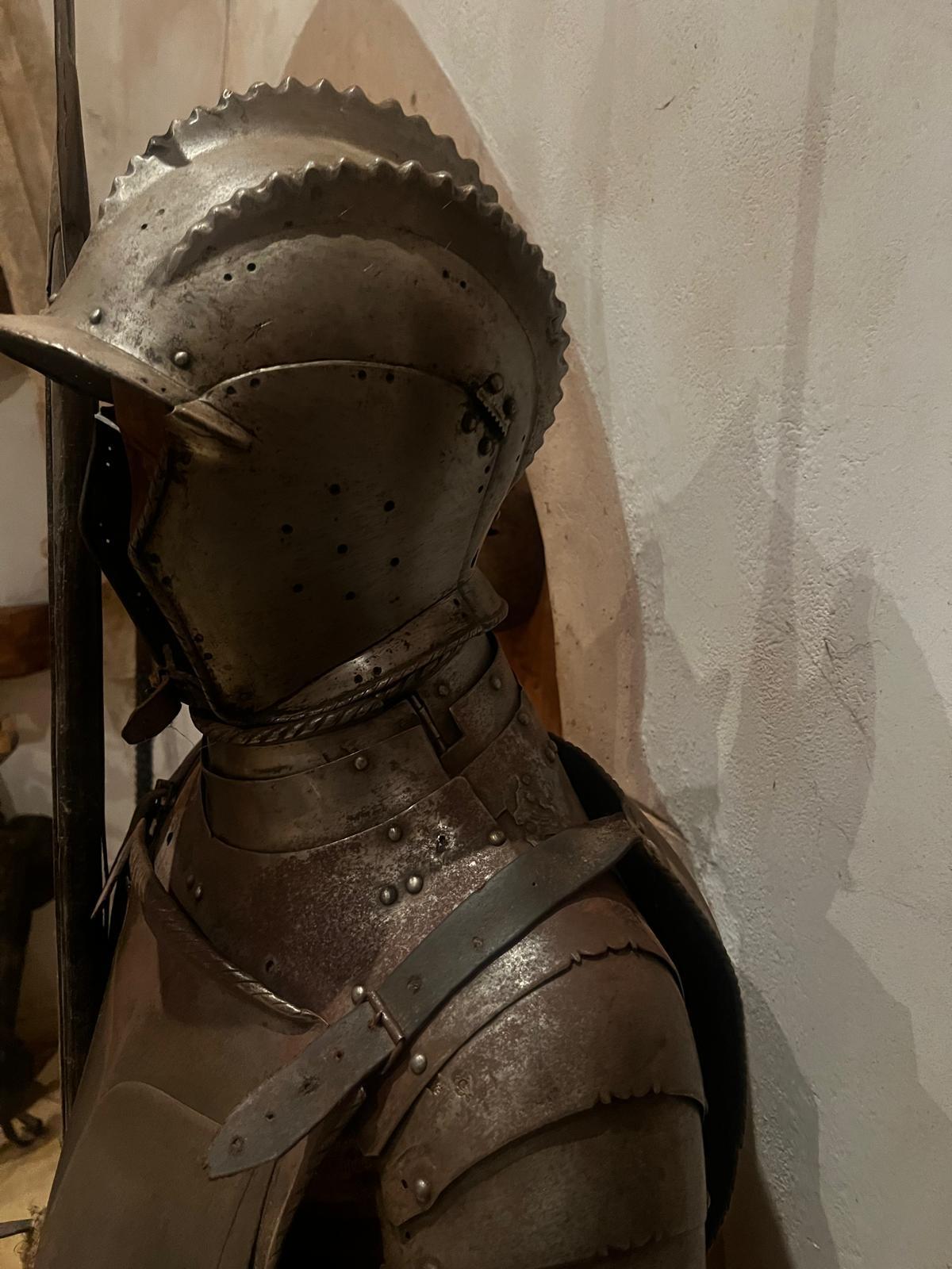 Steel Antique Rare Italian 16th Century Infantry Armour with Burgonet Helmet & Halberd For Sale