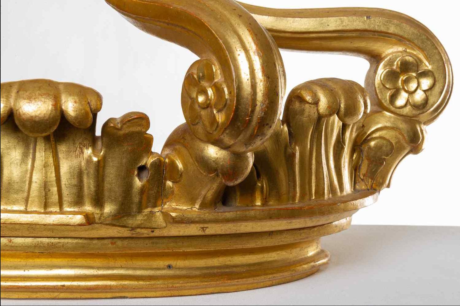 Other  Gilded Antique Crown Wooden Sculpture