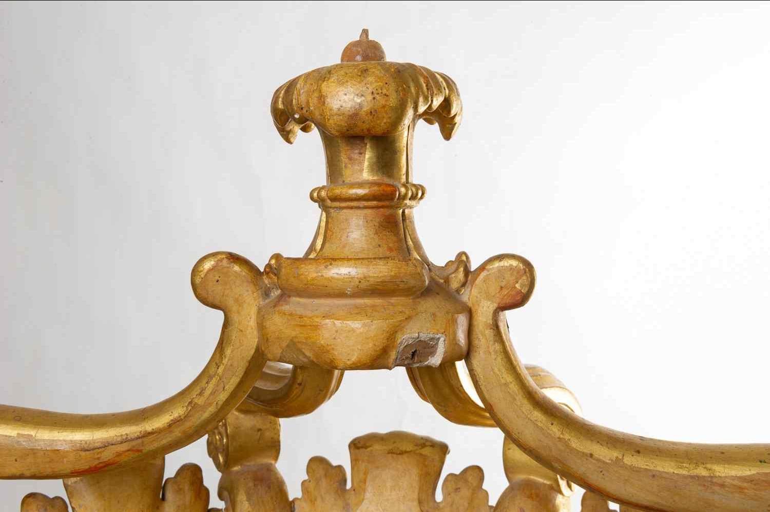 19th Century  Gilded Antique Crown Wooden Sculpture