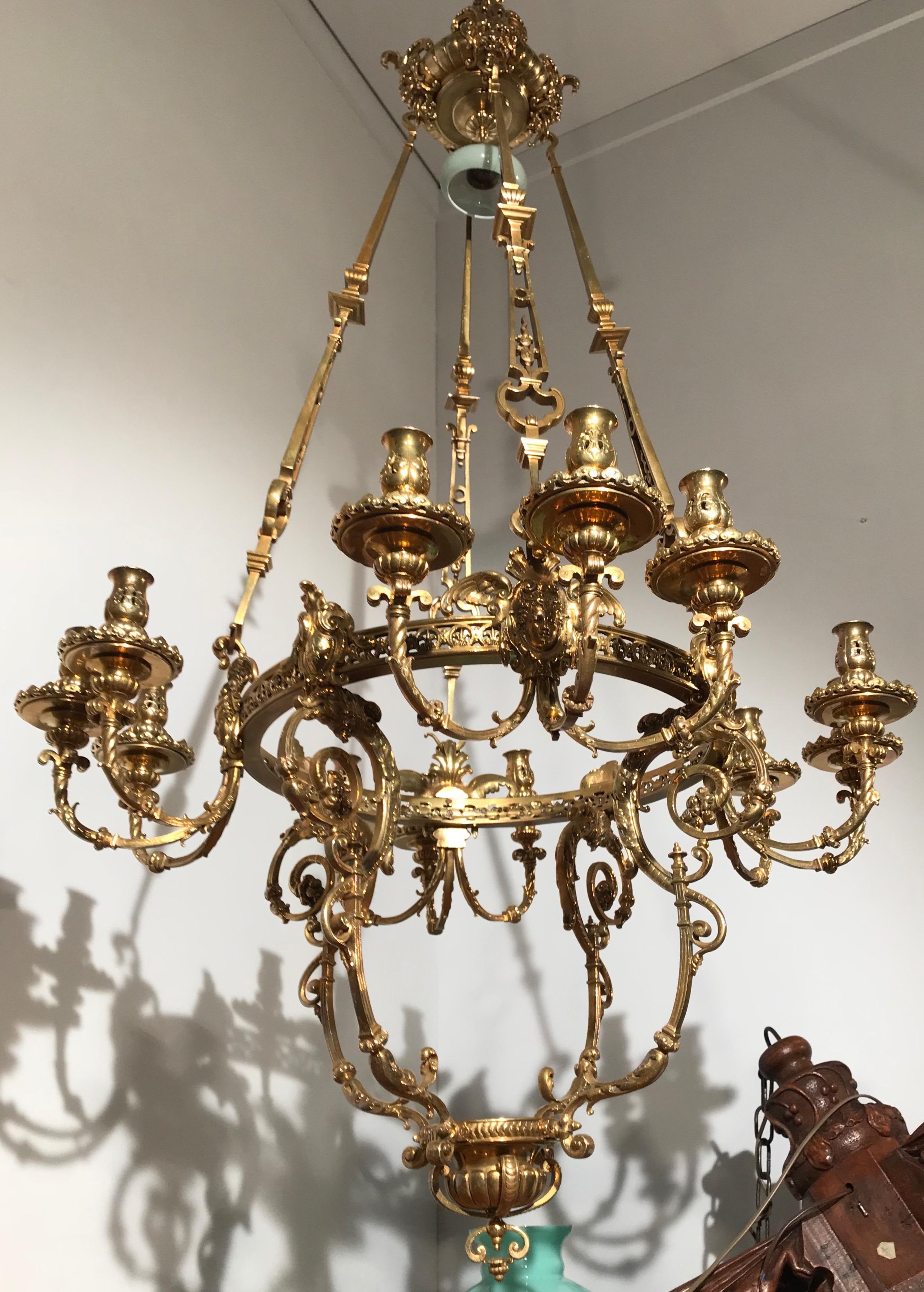 Monumental Large Neo Classical Gilt Bronze Sculptured Oil Lamp Chandelier  For Sale 11