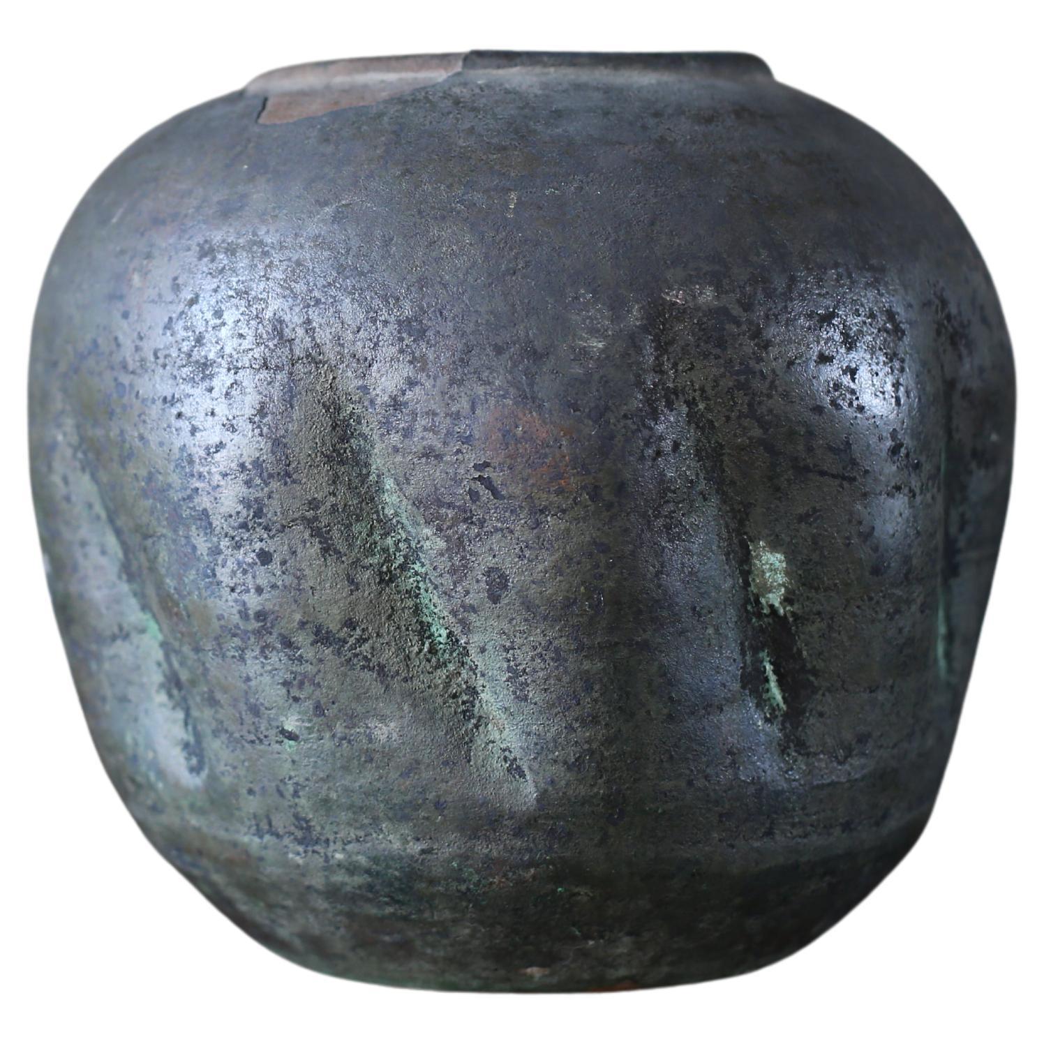 Antike, seltene Keramik, beschichtet mit Kupferplatte, verwendet in Japan/Tsubo Wabisabi