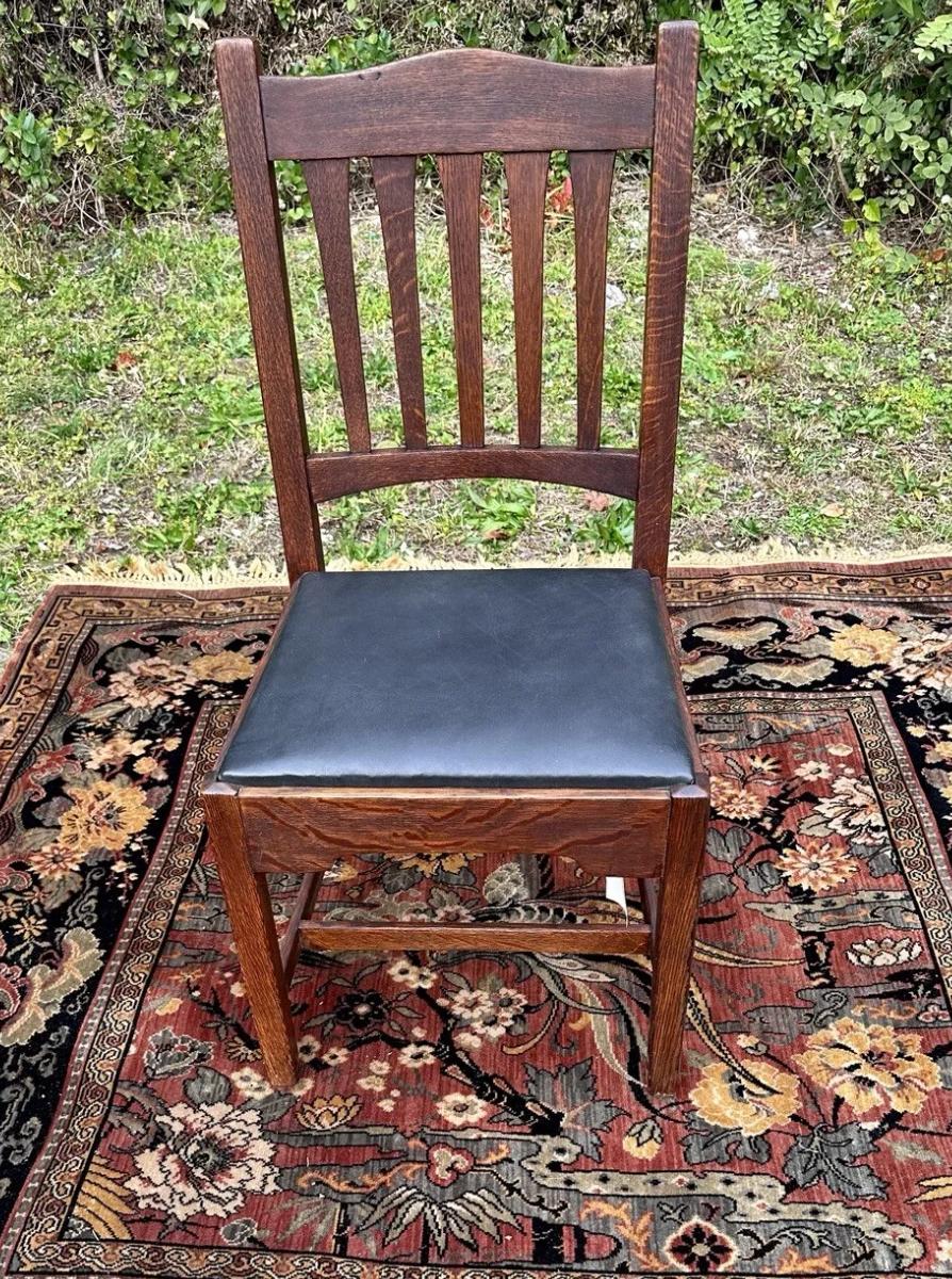 Antique Rare Set Of Seven (7) Gustav Stickley Bungalow Chairs circa 1901 - W7218 For Sale 4