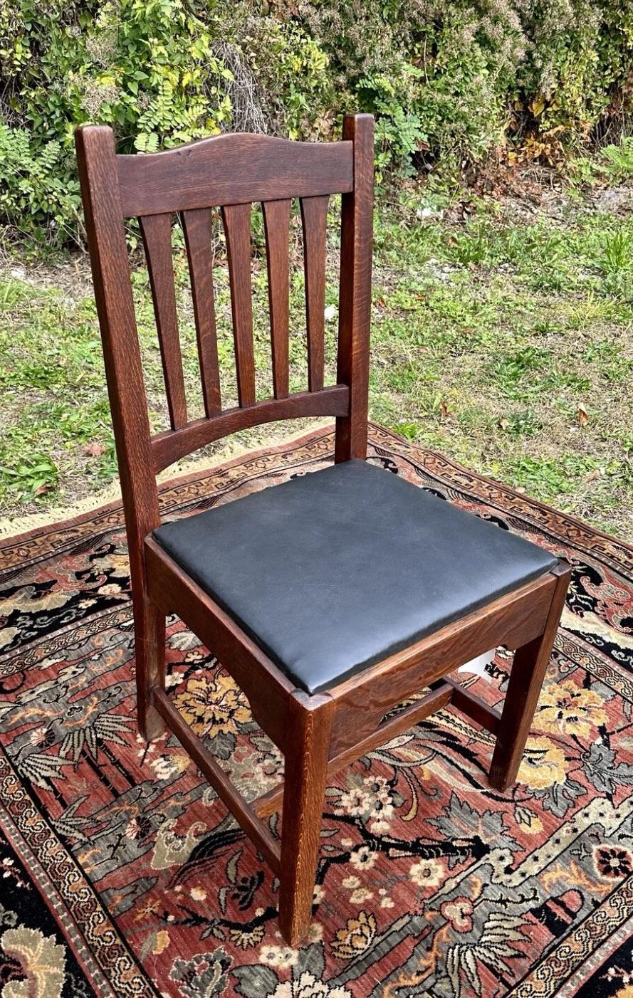Antique Rare Set Of Seven (7) Gustav Stickley Bungalow Chairs circa 1901 - W7218 For Sale 9