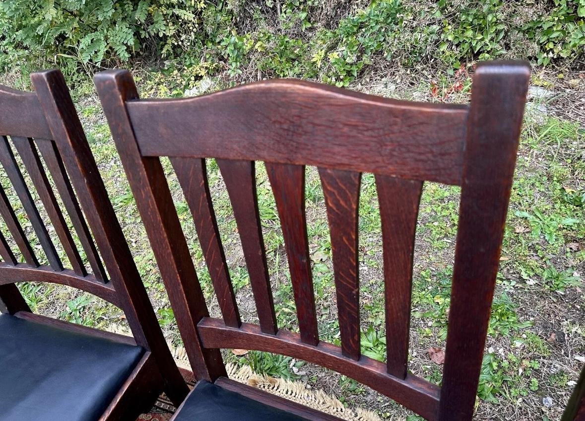 Antique Rare Set Of Seven (7) Gustav Stickley Bungalow Chairs circa 1901 - W7218 For Sale 2