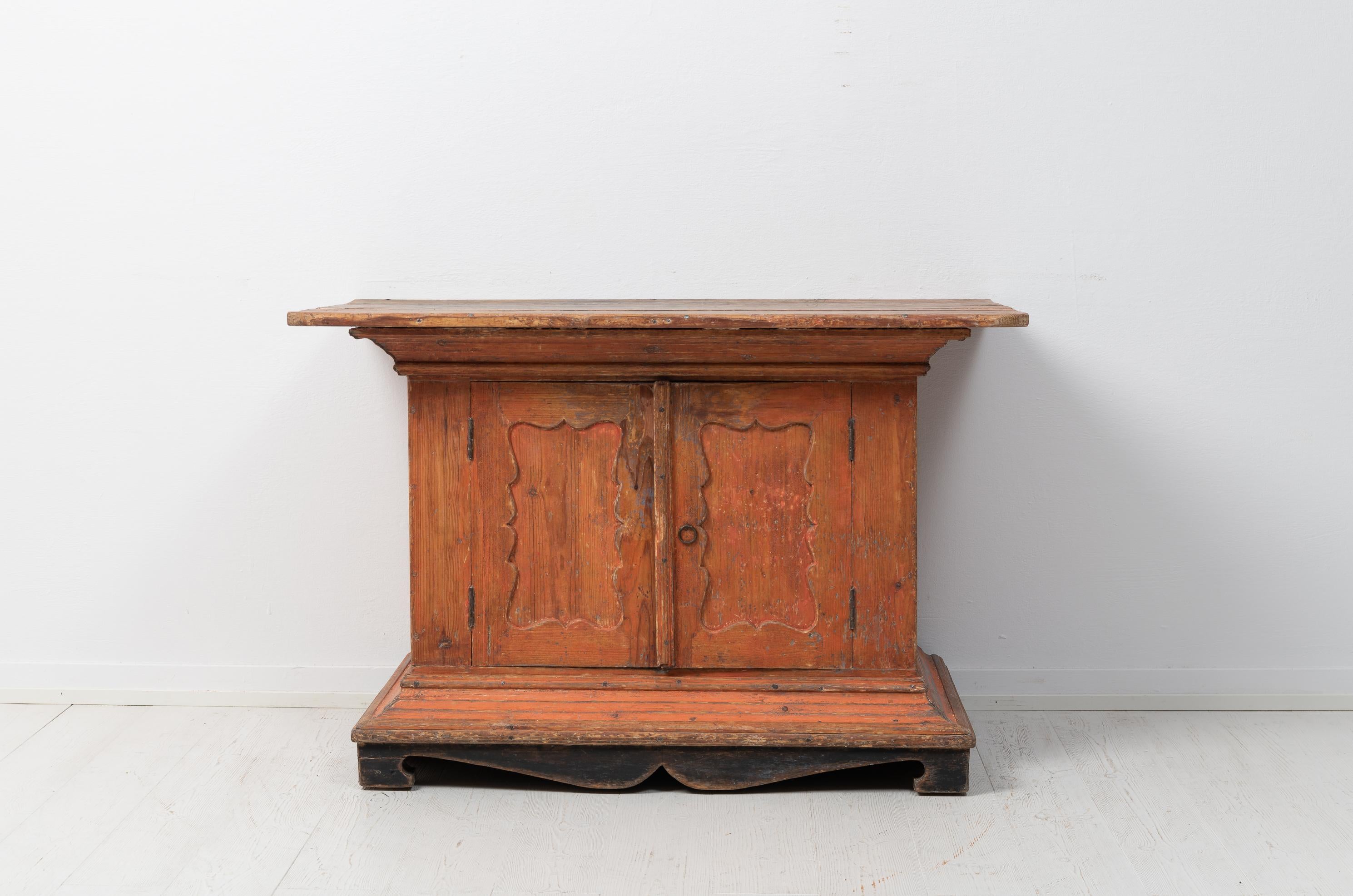 Antique Rare Swedish Folk Art Authentic Pine Rustic Sideboard For Sale 3