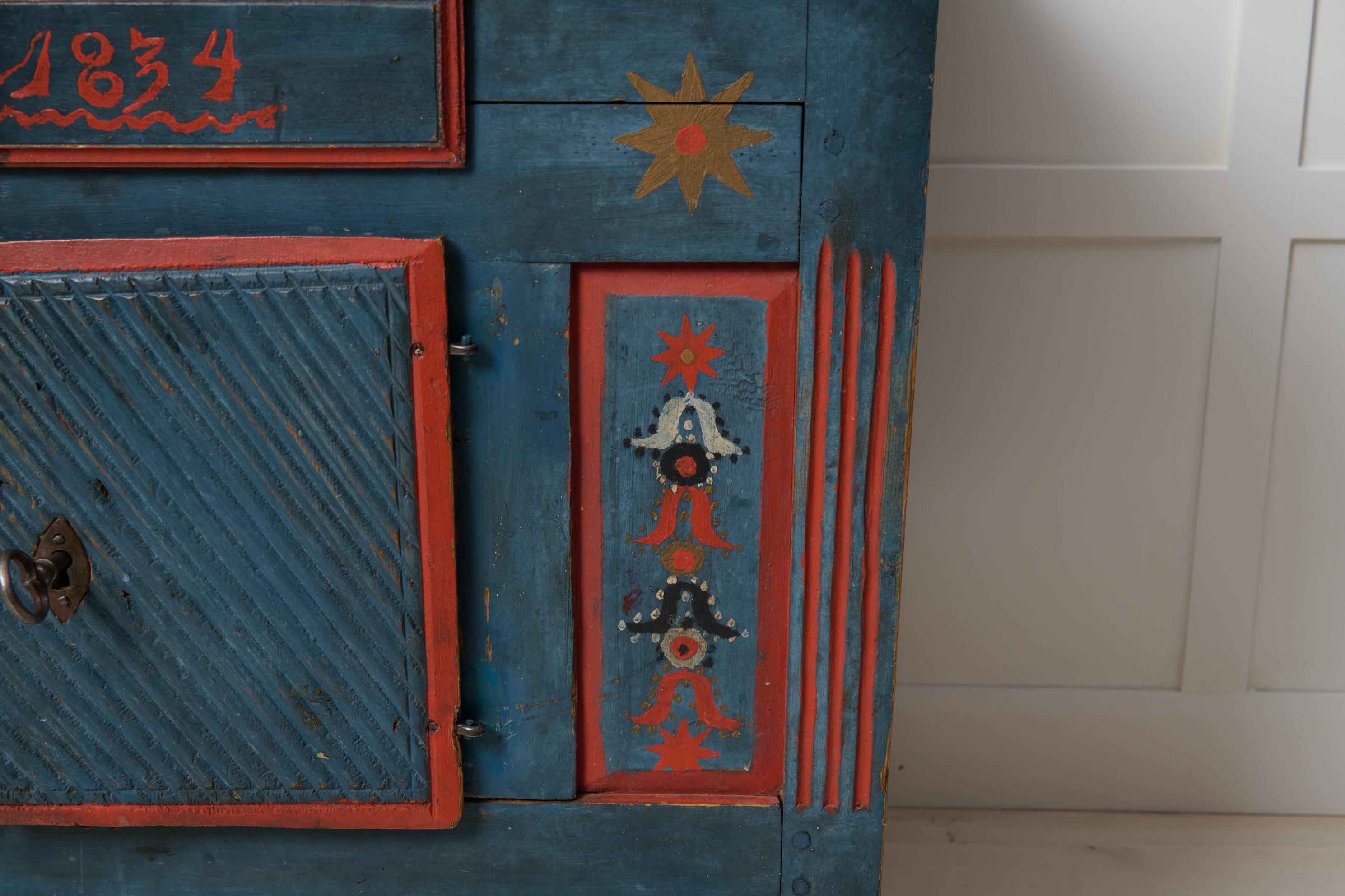 Antique Rare Swedish Sideboard, Unusually Low Gustavian Style Original Paint For Sale 6