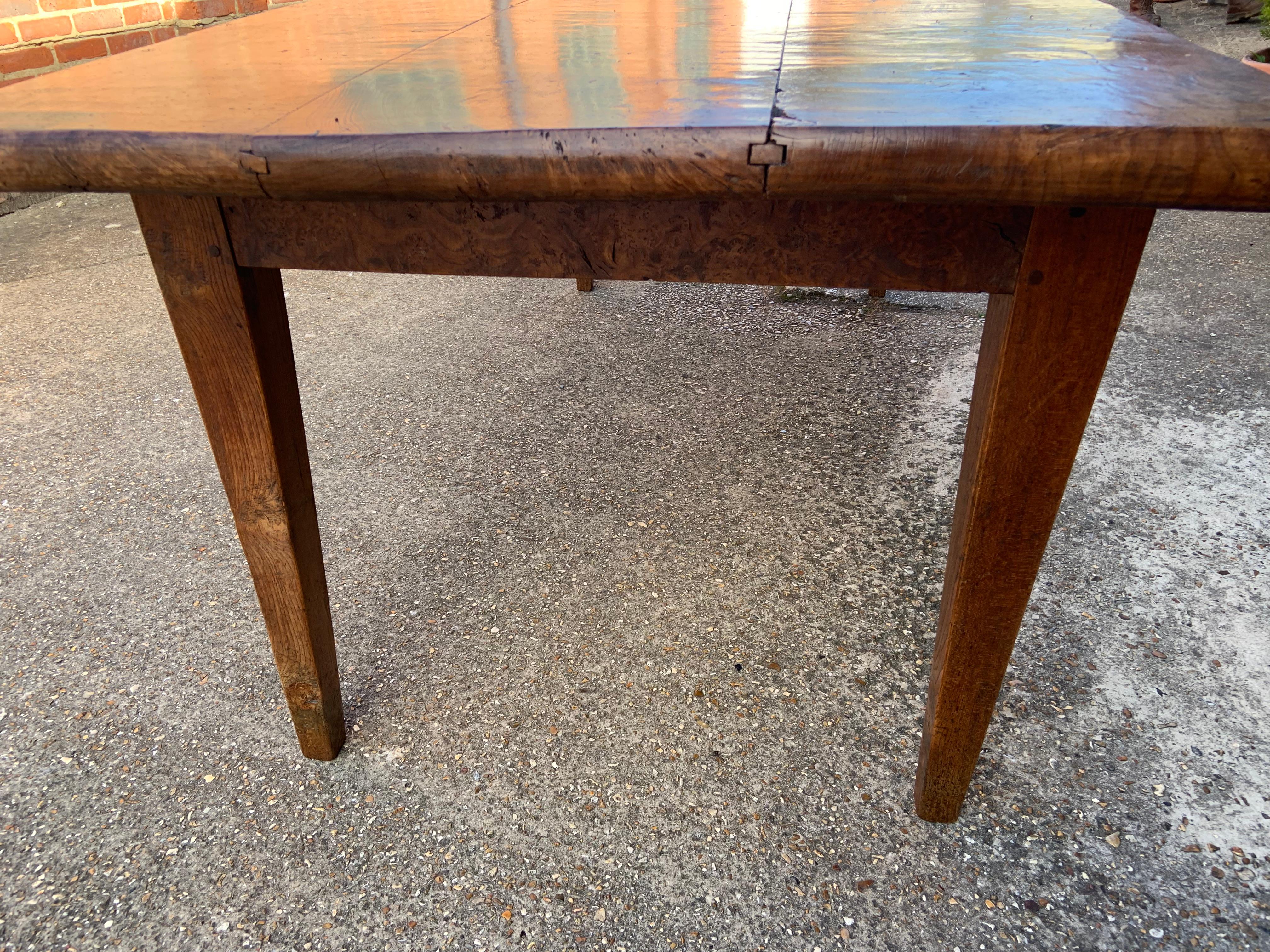 Antique Rare Wide Burr Elm Thick Top Farmhouse Table In Good Condition In Billingshurst, GB