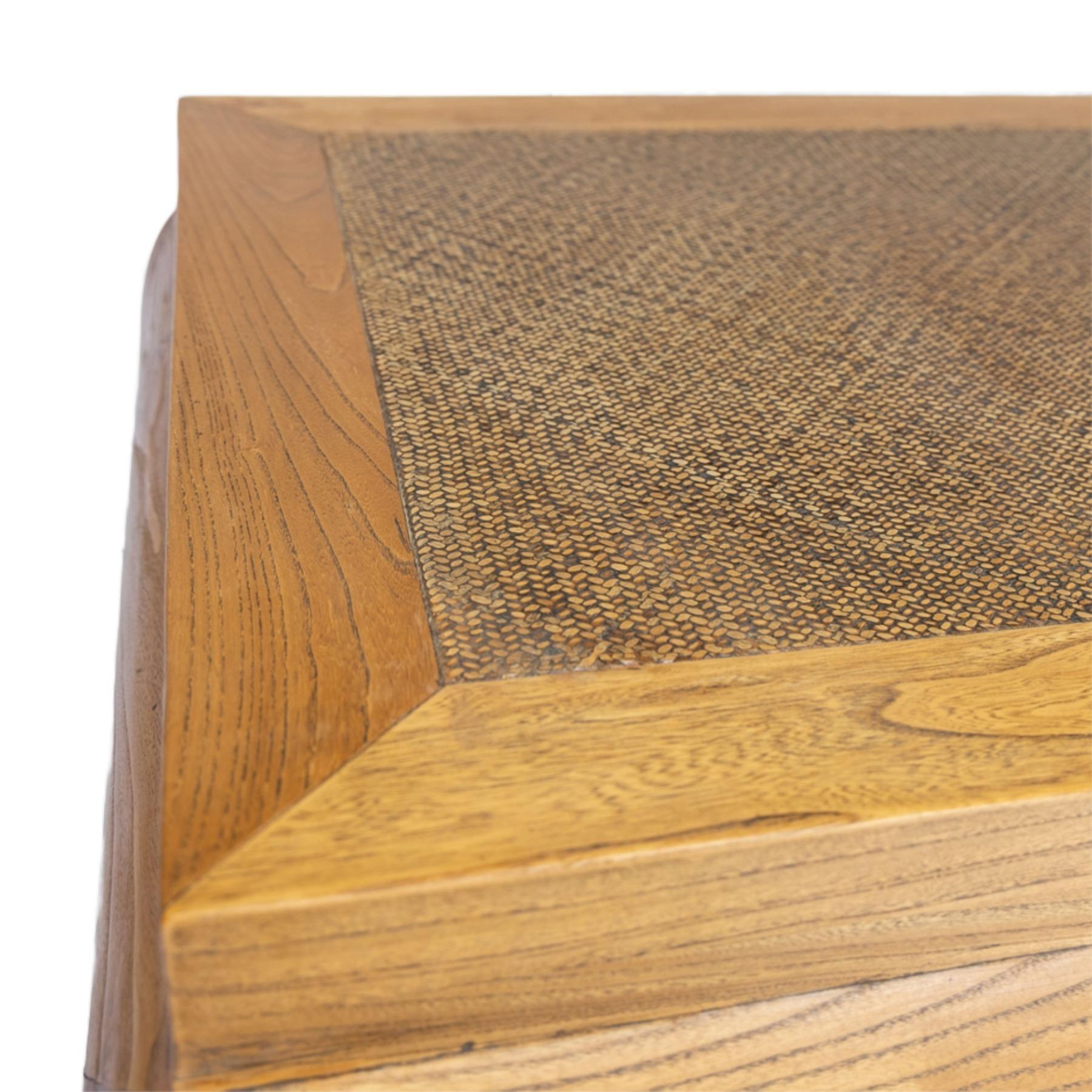 Chinese Antique Rattan and Coffee Table For Sale