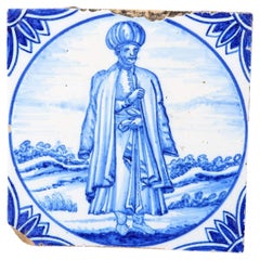 Antiquités - Carreaux de Delft représentant un homme en costume turc