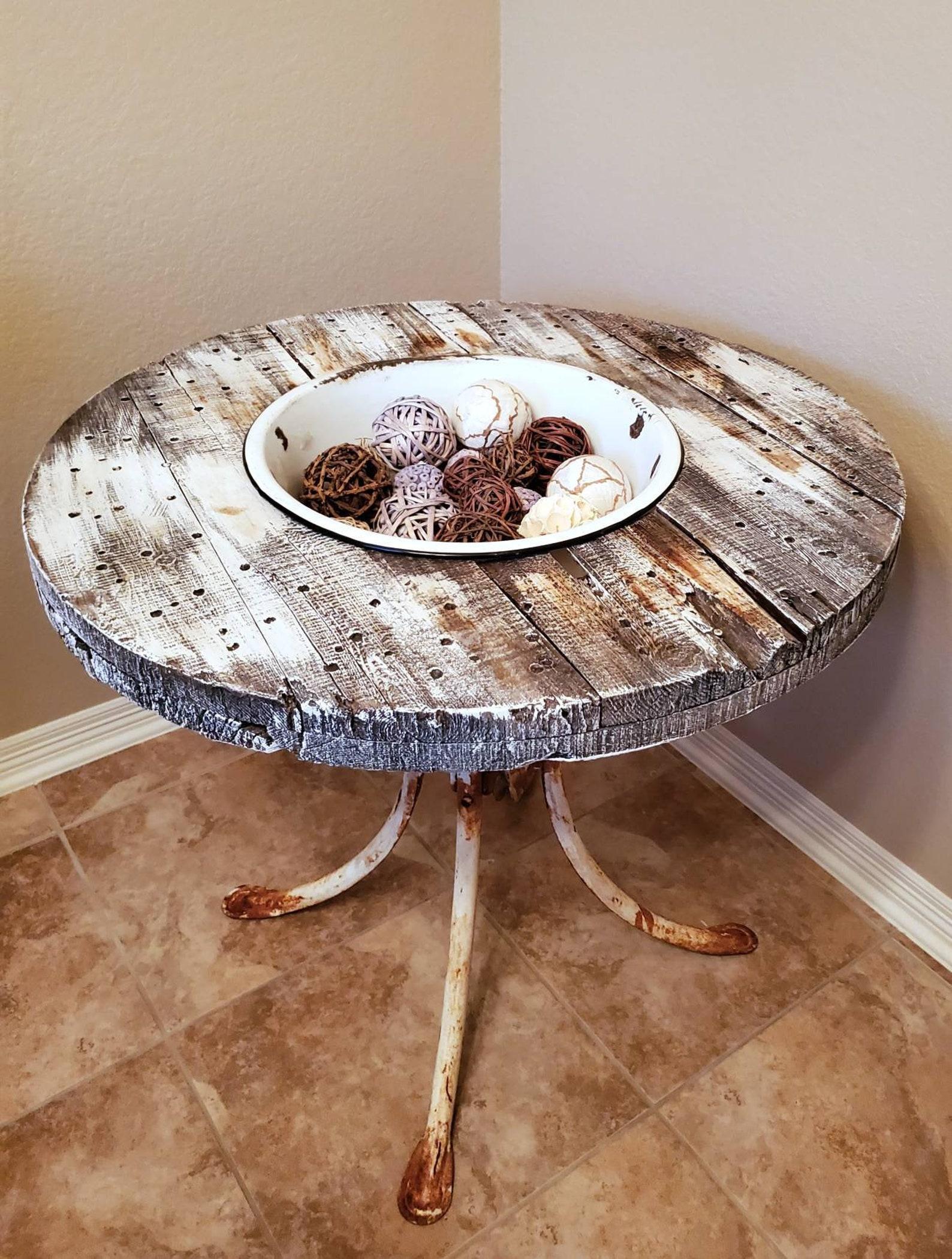 Antique Reclaimed / Salvaged Rustic Farmhouse Bowl Table For Sale 5