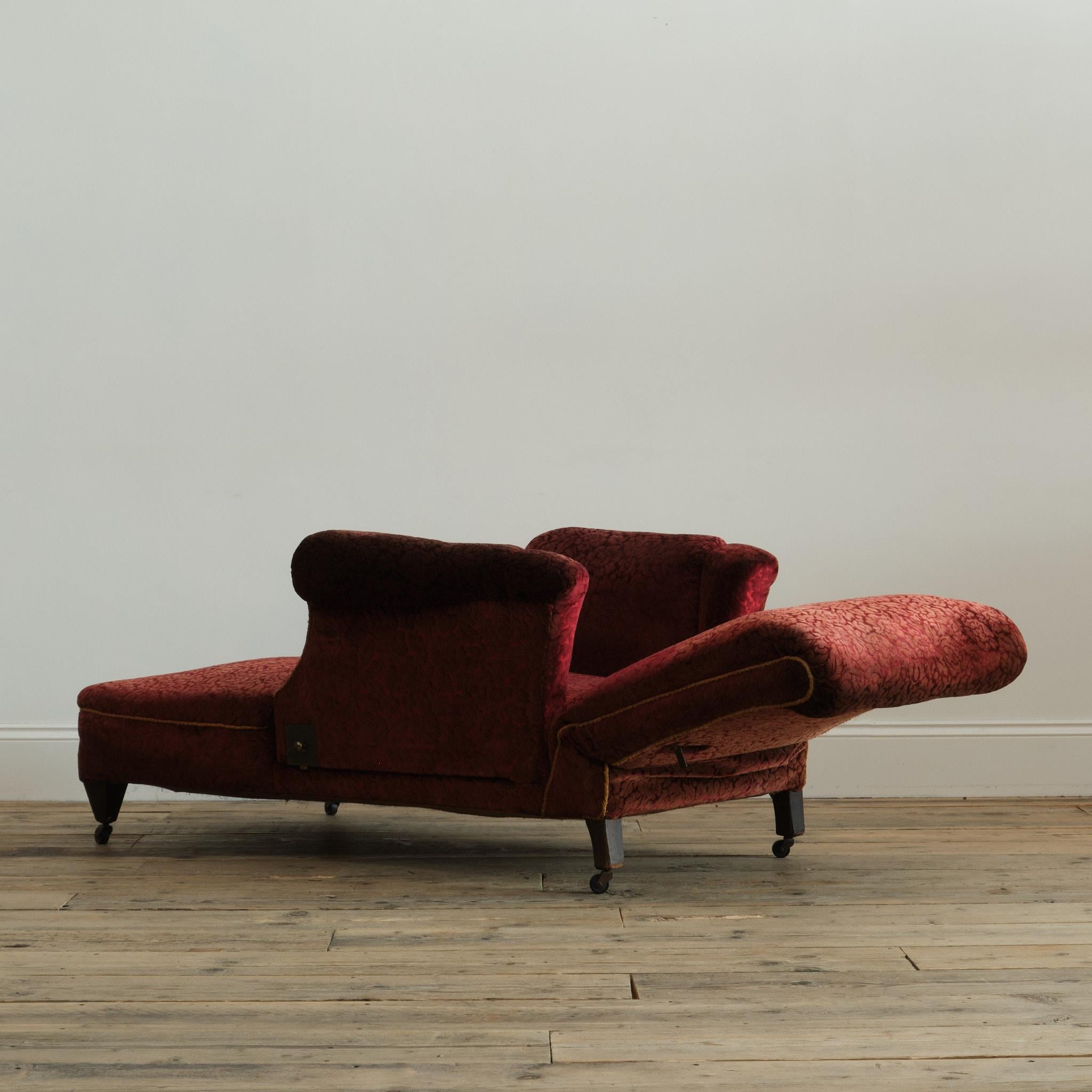 Antike Liegecouch im Angebot 3