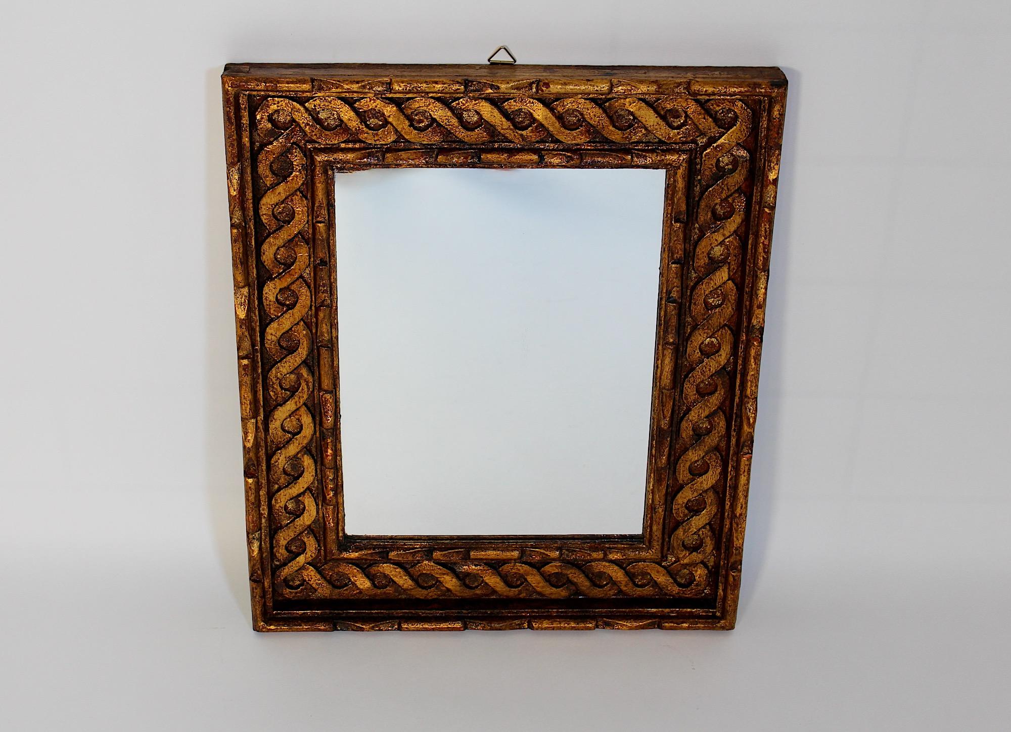 Antiguo Espejo de Pared Rectangular Tallado Madera Dorada circa 1780 Austria en venta 9