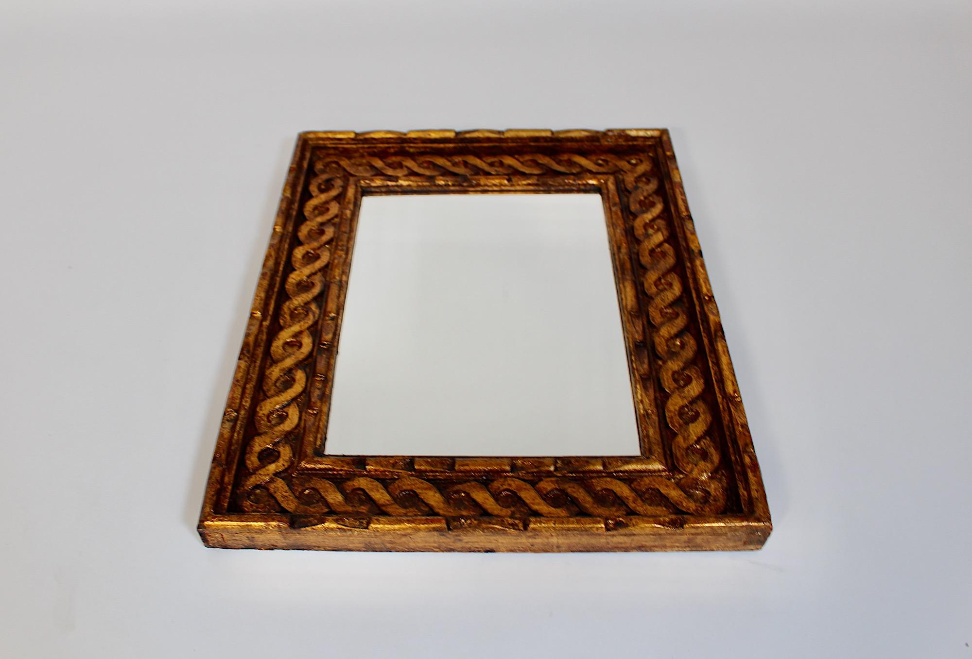 Antiguo Espejo de Pared Rectangular Tallado Madera Dorada circa 1780 Austria en venta 1