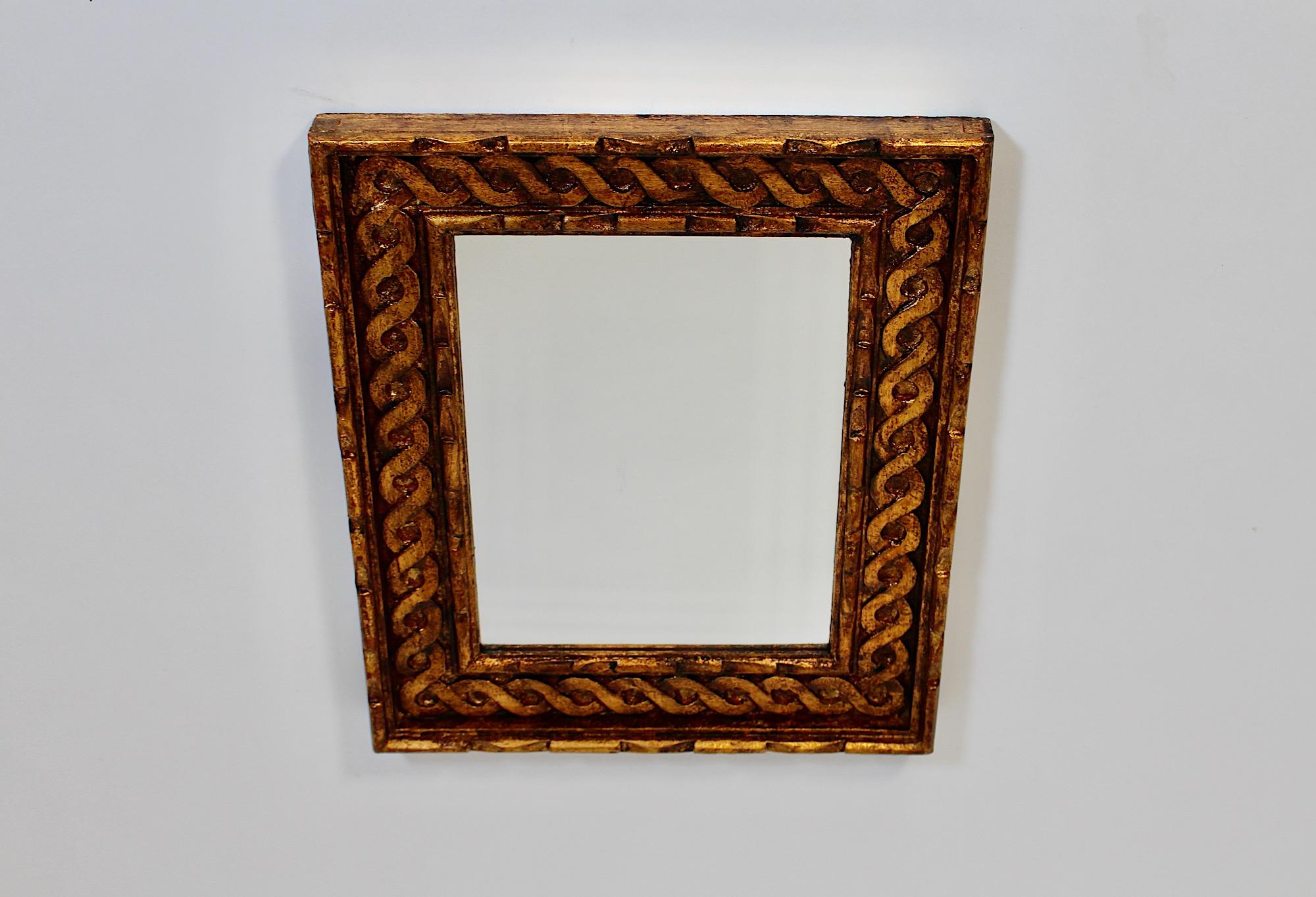 Antiguo Espejo de Pared Rectangular Tallado Madera Dorada circa 1780 Austria en venta 3