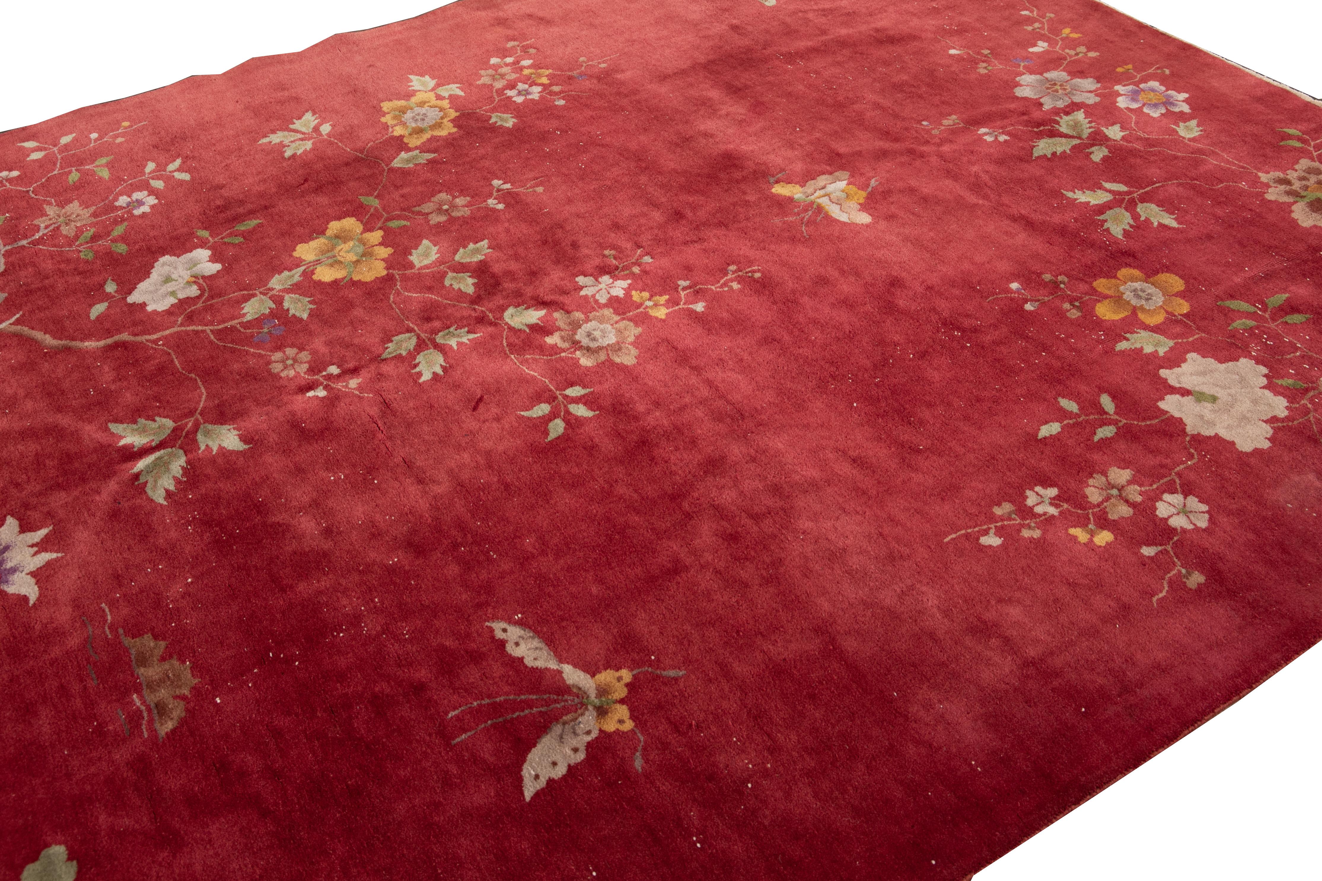 Antique Red Art Deco Chinese Handmade Wool Rug For Sale 6