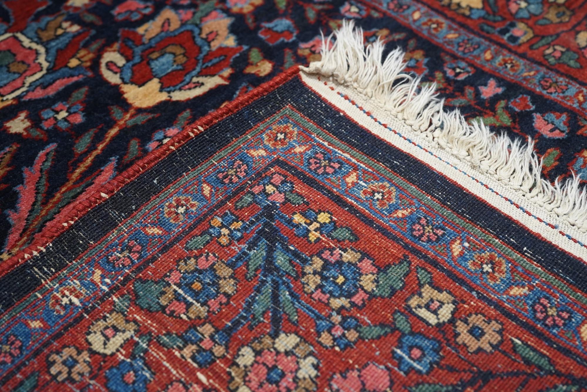 Antique Persian Bidjar Rug  For Sale 5