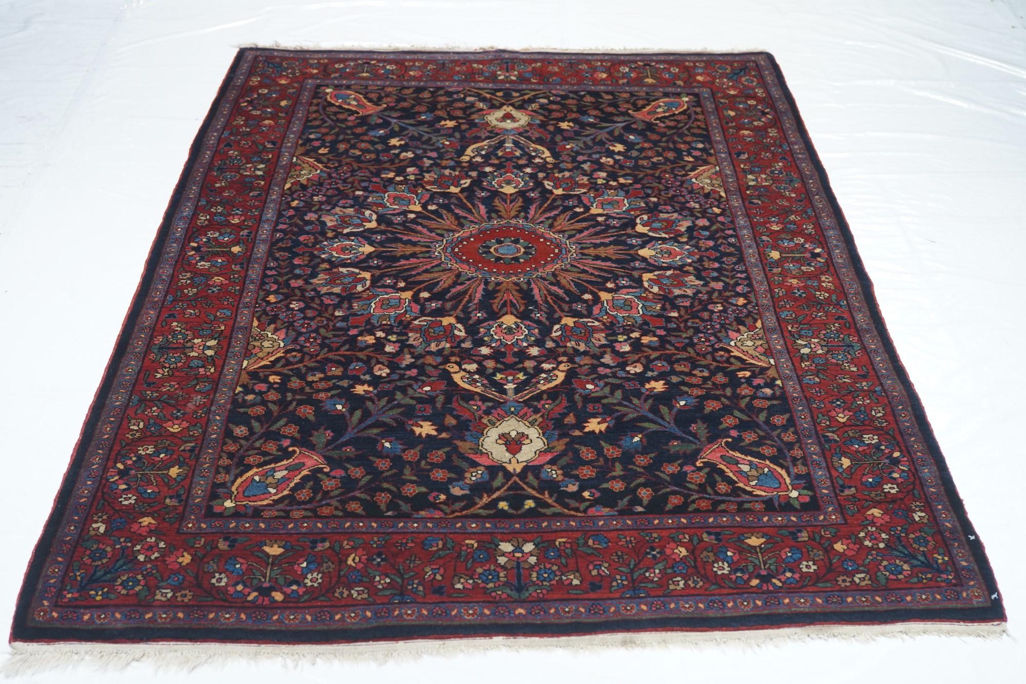 Antique Persian Bidjar Rug  For Sale 2