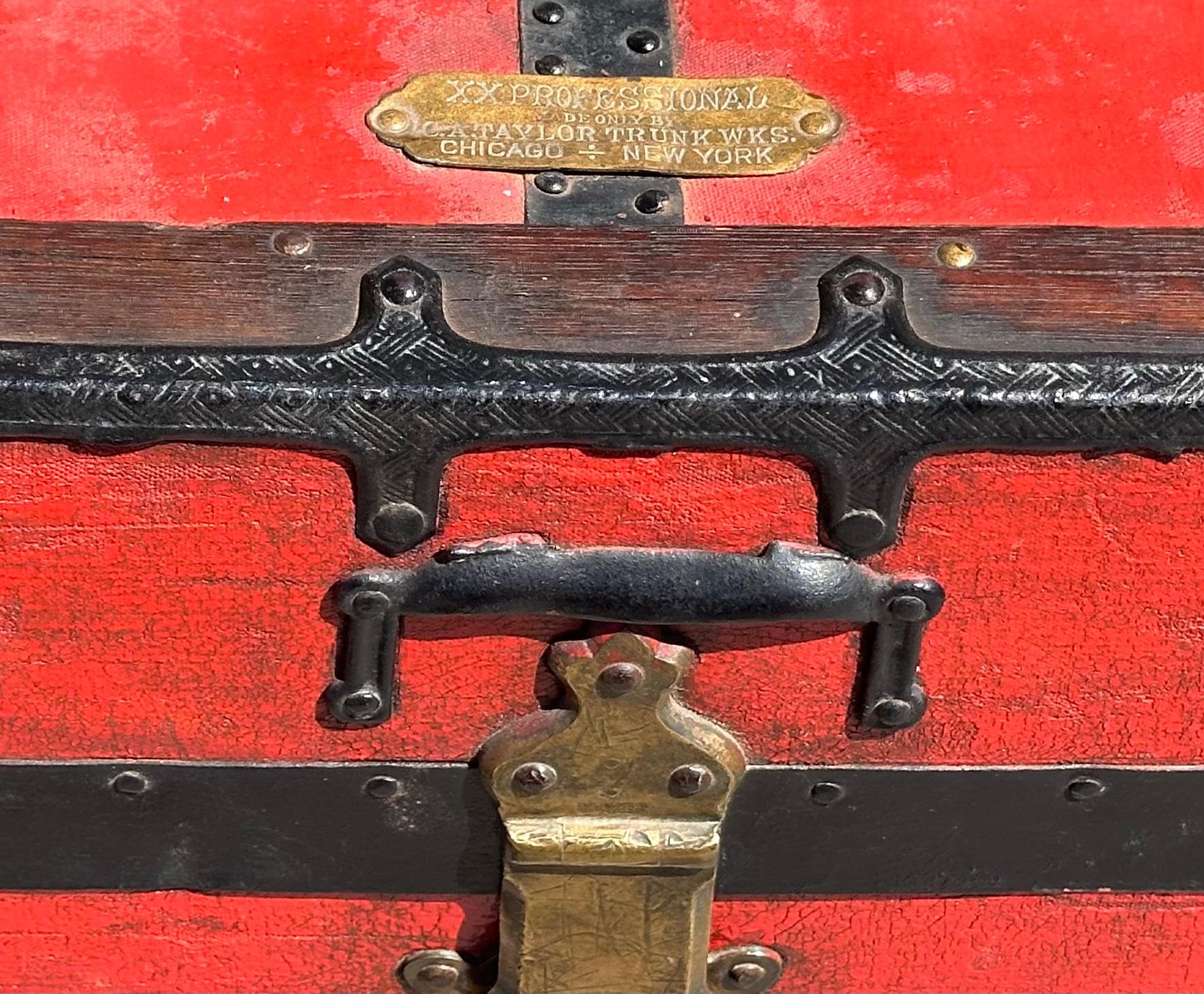Antique Red C. A. Taylor Chicago Steamer Trunk In Good Condition For Sale In LOS ANGELES, CA