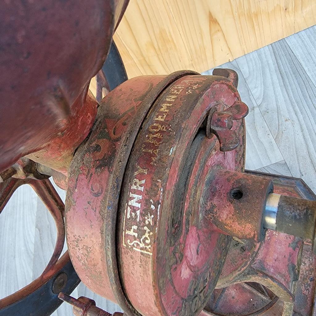 American Antique Red Cast Iron Star Mill Co. Philadelphia No. 7 Coffee Grinder For Sale