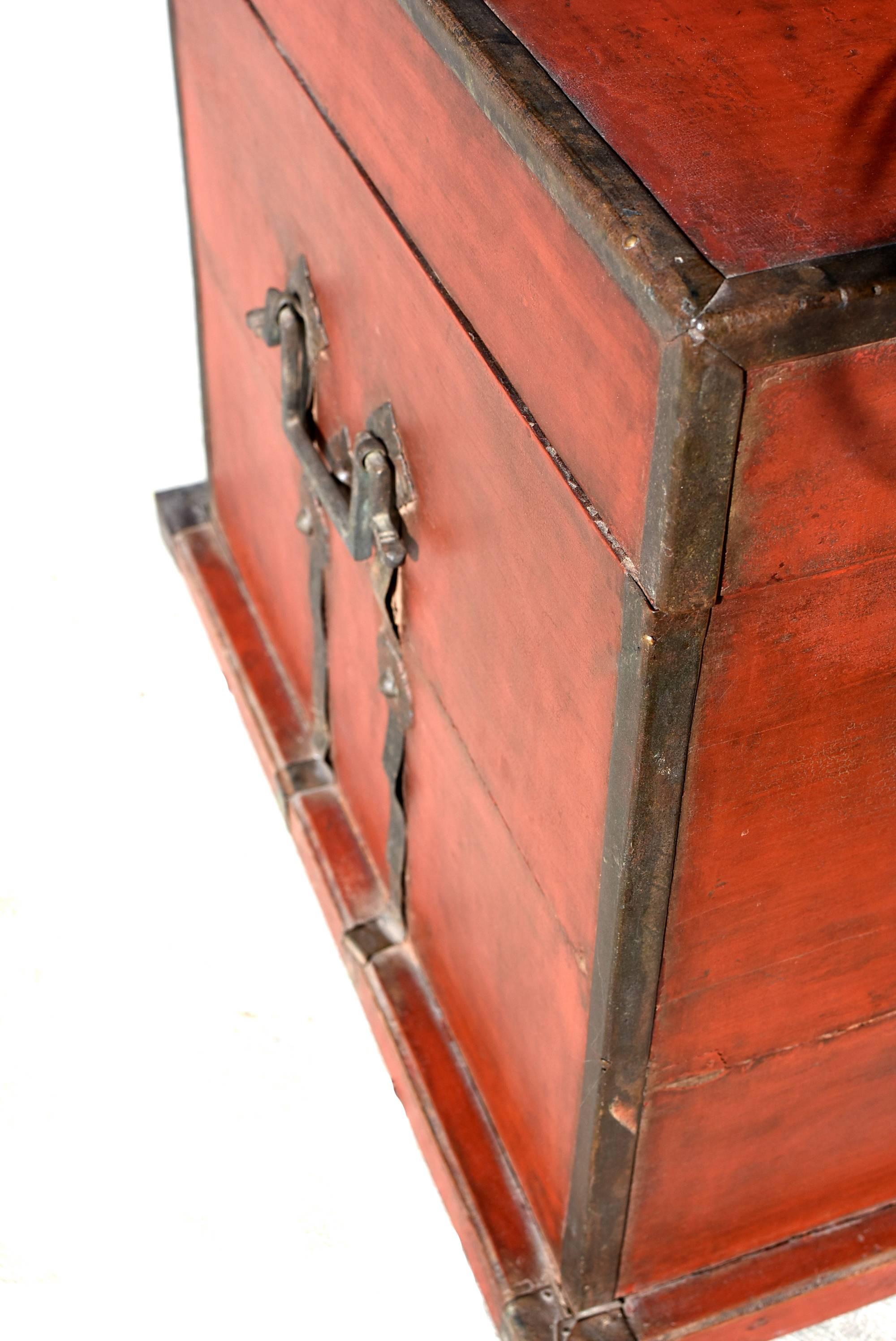 Antique Red Chinese Trunk, Blanket Chest with Original Hardware In Good Condition In Somis, CA