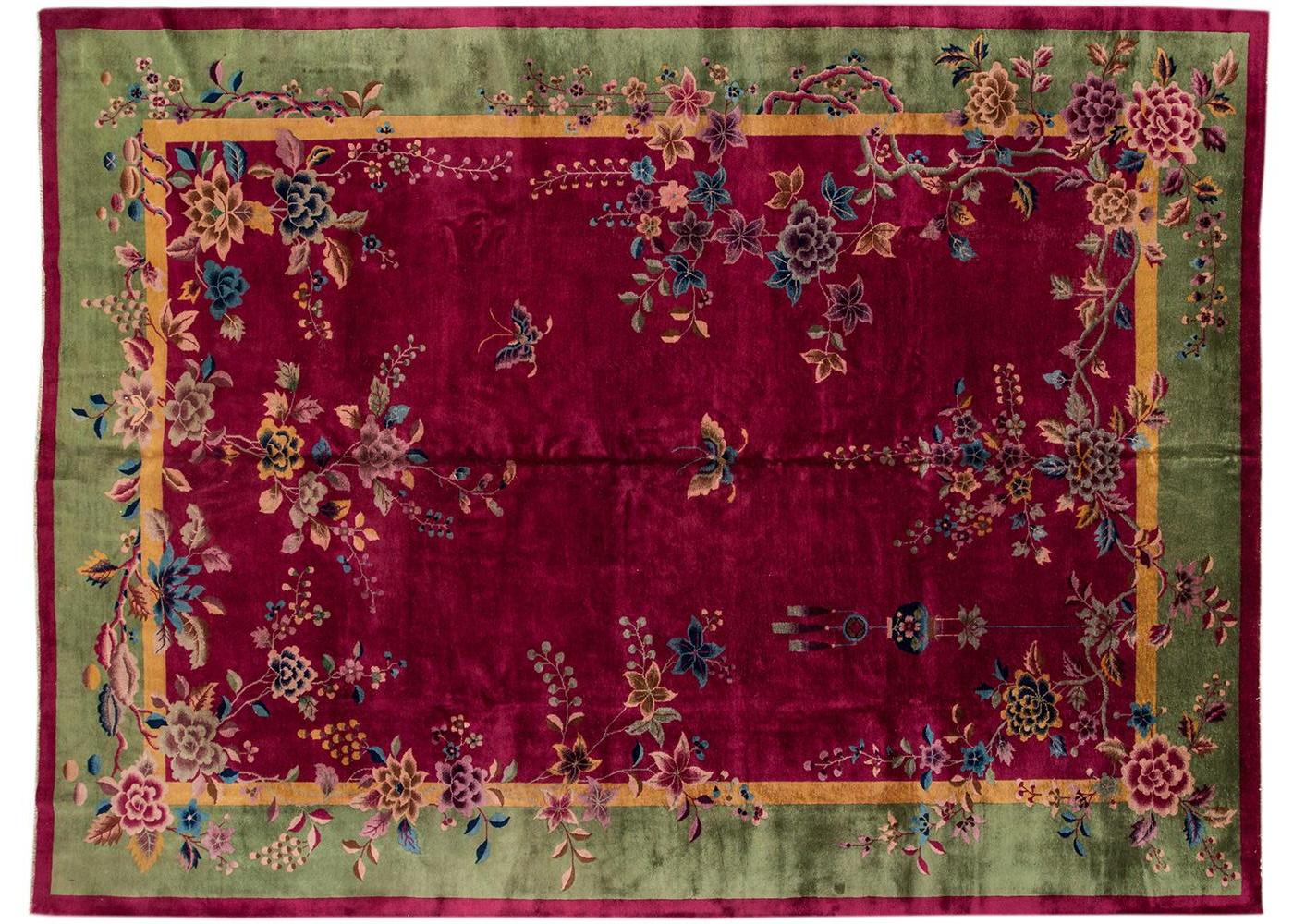 Chinois Tapis chinois ancien en laine rouge en vente