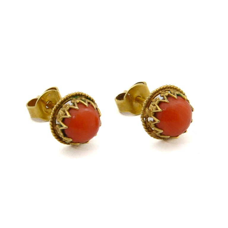 Late 19th Century Natural Coral and 14K Gold Stud Earrings For Sale at