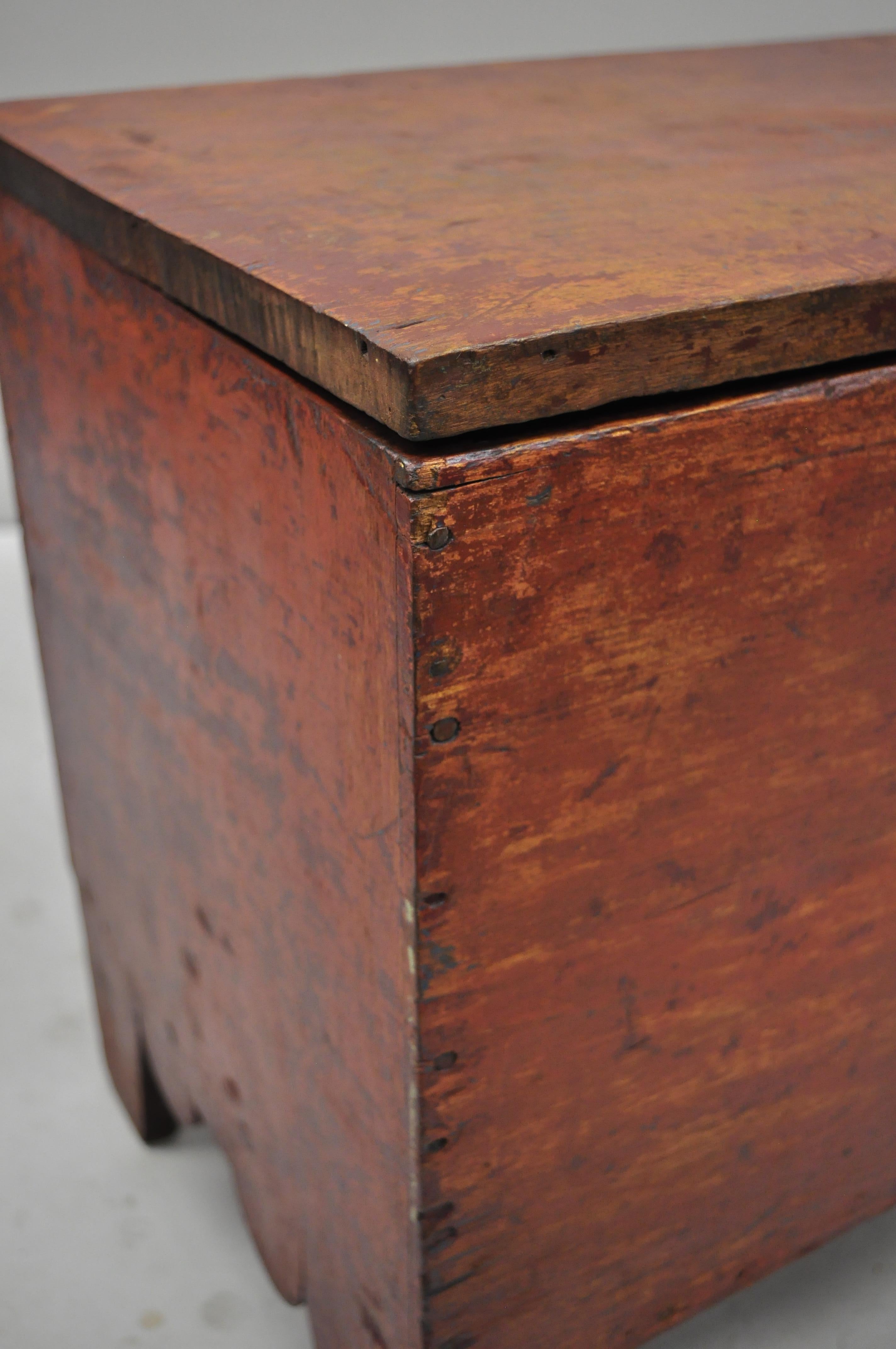 Pine Antique Red Distress Painted American Primitive Small Rustic Blanket Chest Trunk