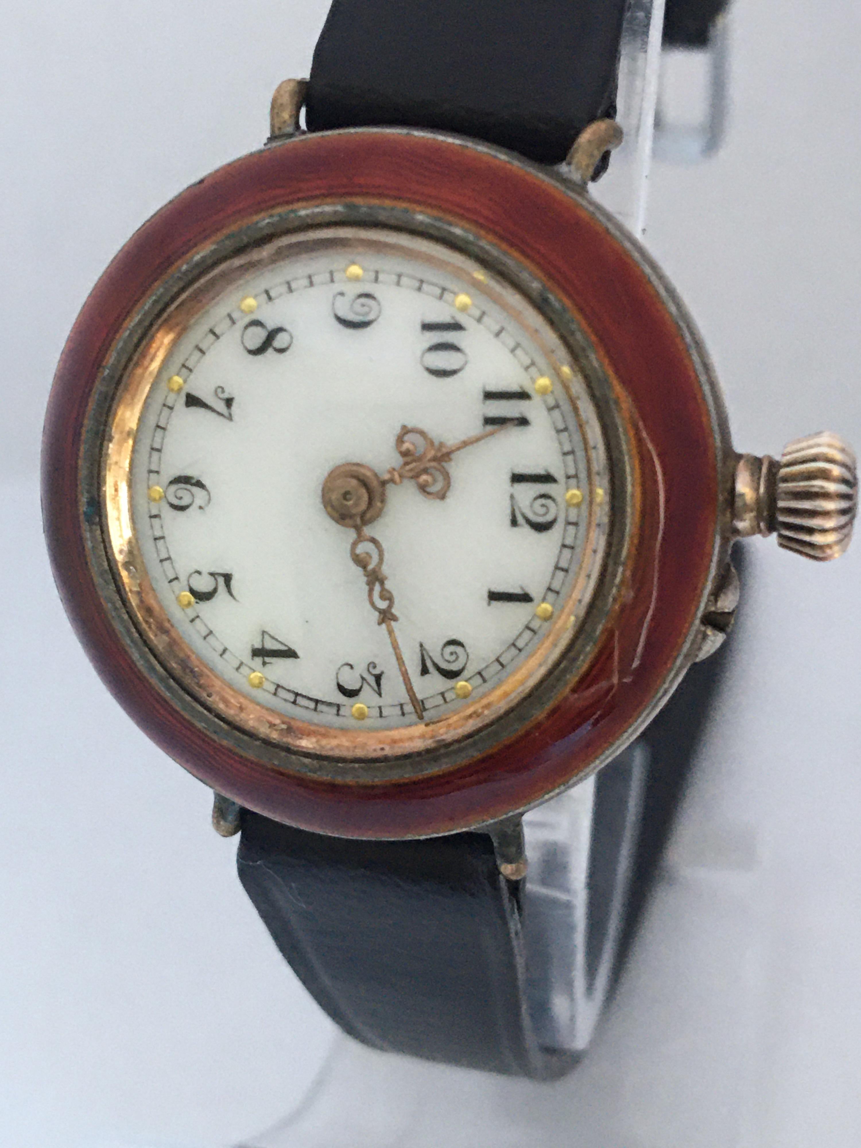 This beautiful Victoriano period hand winding and pin setting ladies trench watch is working and it is ticking well but I cannot guarantee the time accuracy. 
Visible signs of ageing and wear with light tiny scratches on the watch case as