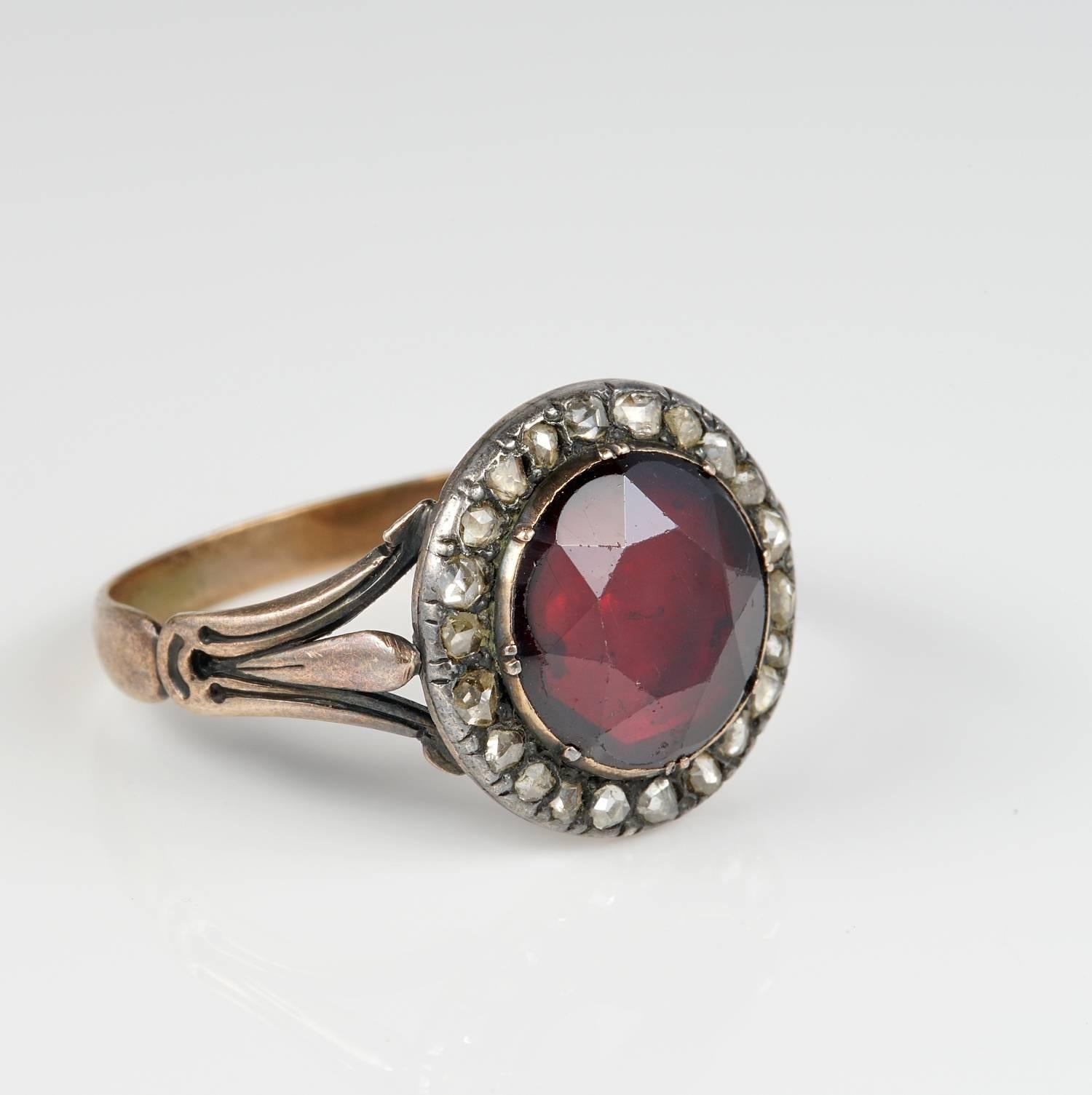 The Favourite Georgian!

Garnets were among the most popular and favourite gemstones in Georgian era
Beloved and meaningful gemstone made the star of many top end jewels during the whole 1700
This exemplary Georgian ring is one of the nicest of this