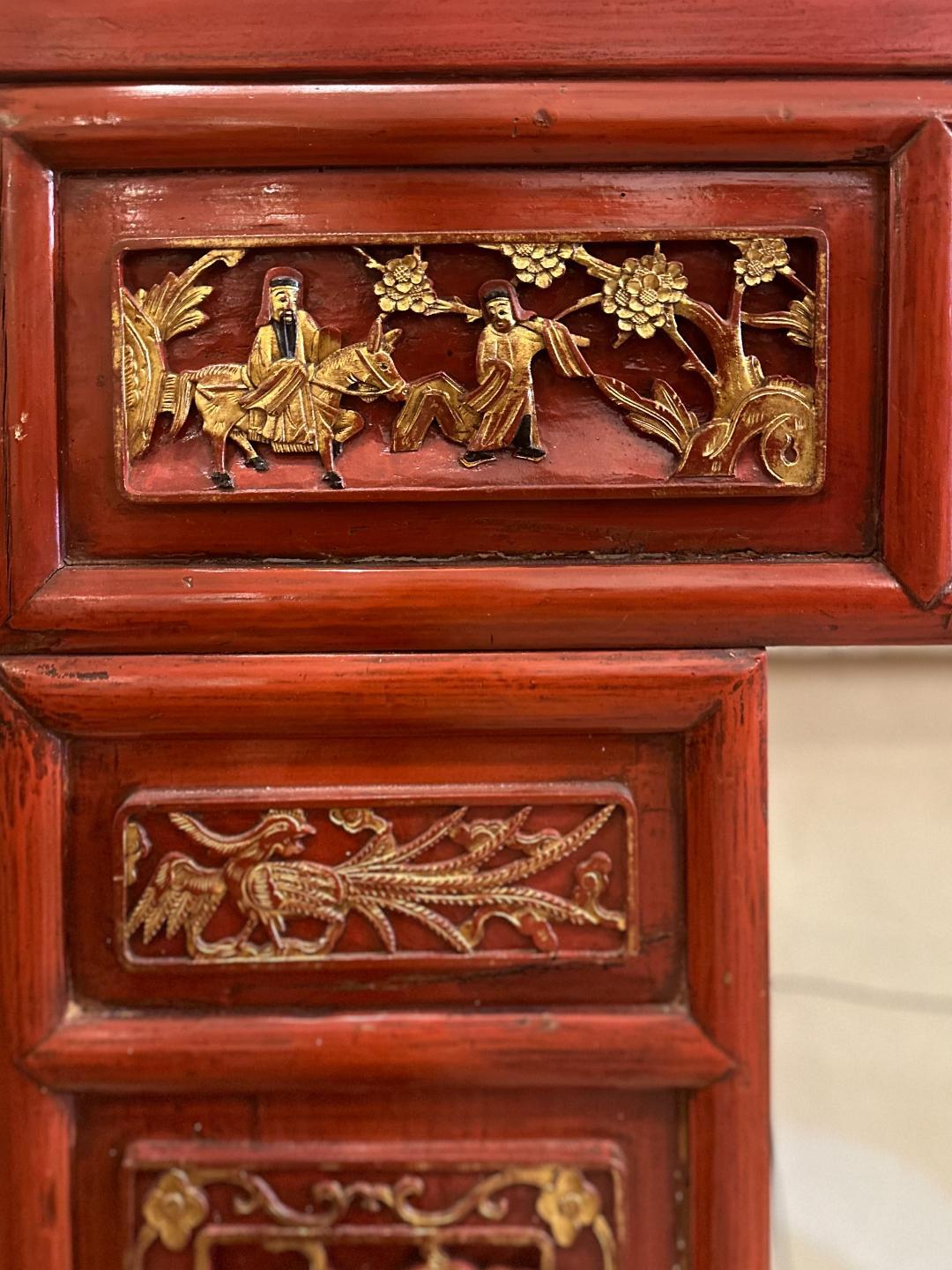 Antique Red & Gold Chinese Temple Carving Mirror, Early 20th Century In Good Condition For Sale In LOS ANGELES, CA