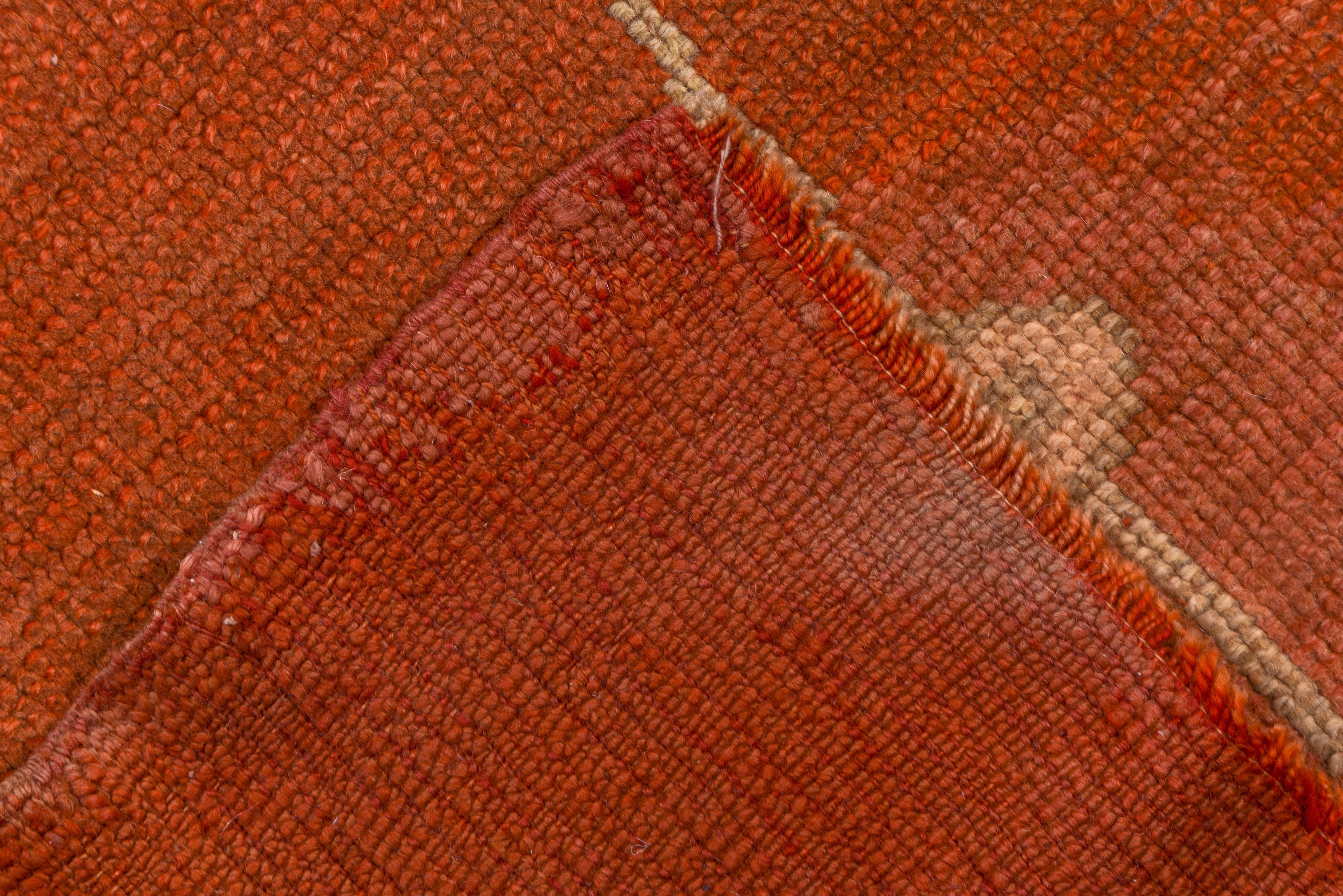 Turc Grand tapis rouge ancien d'Oushak, vers les années 1910 en vente