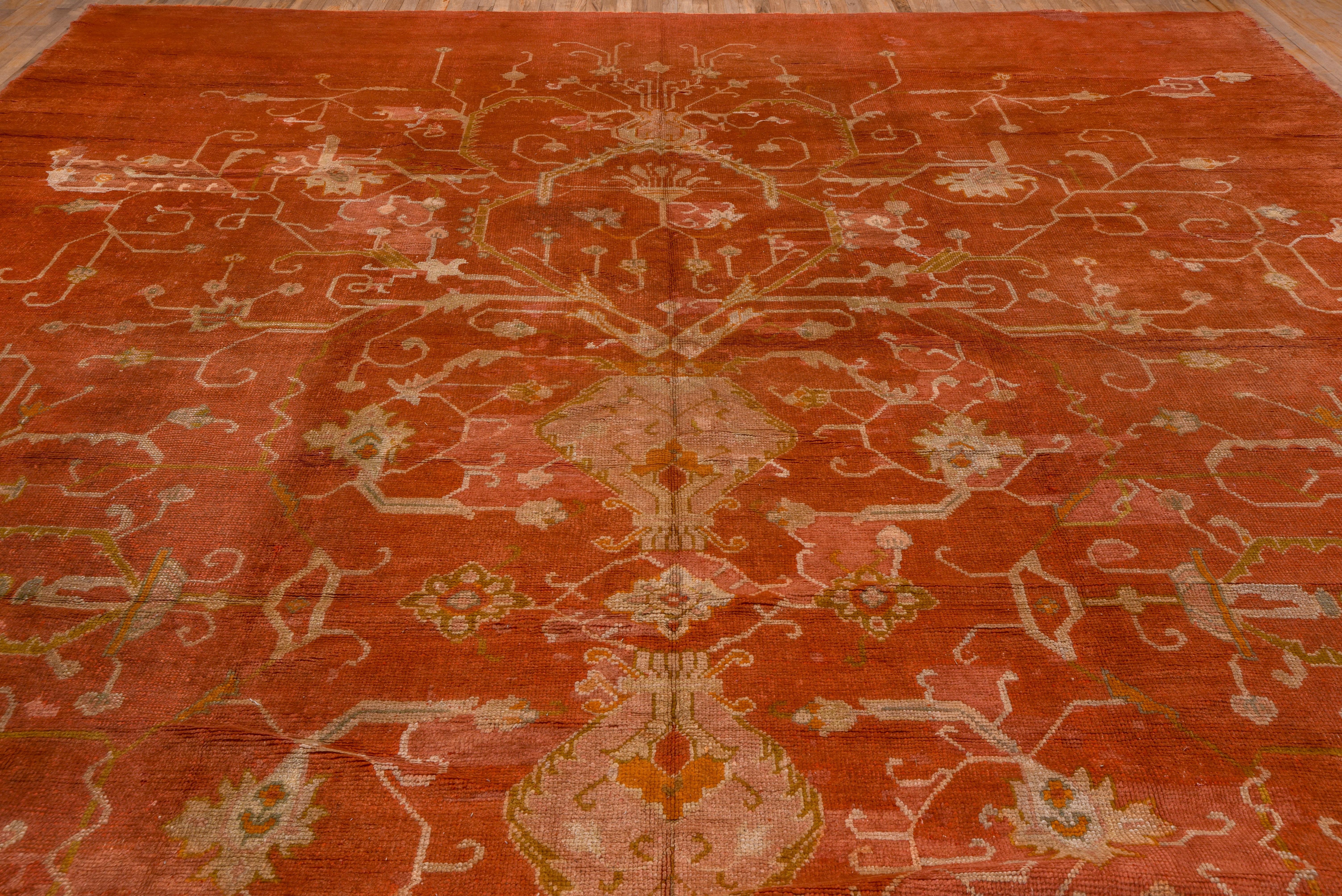 Early 20th Century Antique Red Oushak Large Carpet, circa 1910s For Sale