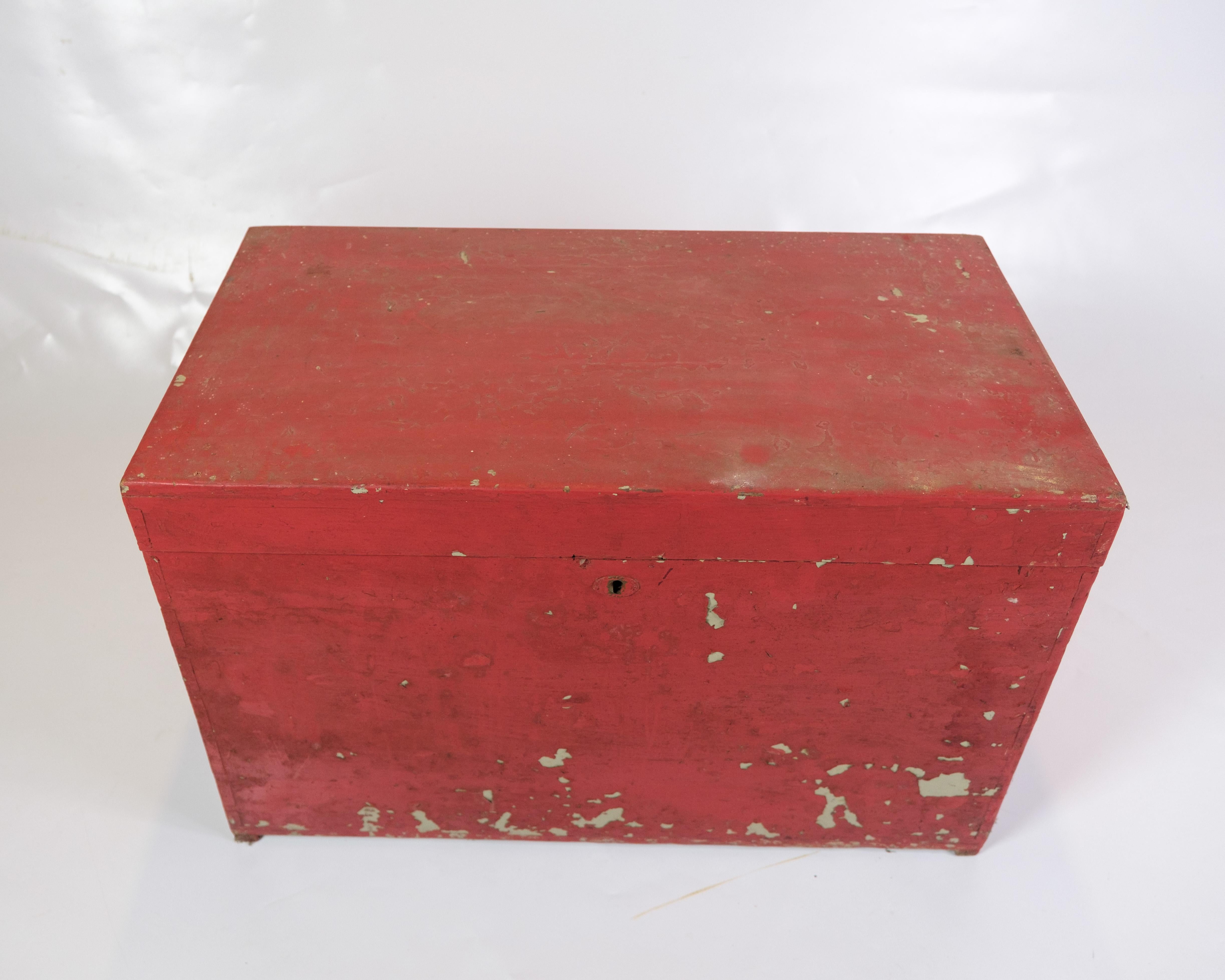 Antike rot bemalte Truhe aus den 1830er Jahren (Dänisch) im Angebot