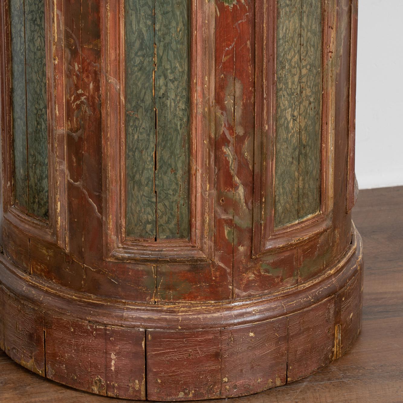 19th Century Antique Red Painted Wood Display Pedestal from Sweden, circa 1840-1860 For Sale