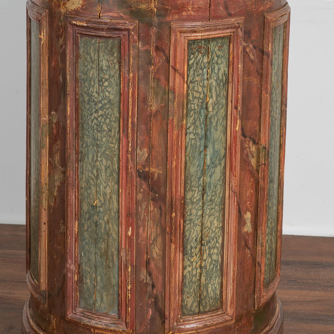 Antique Red Painted Wood Display Pedestal from Sweden, circa 1840-1860 For Sale 2