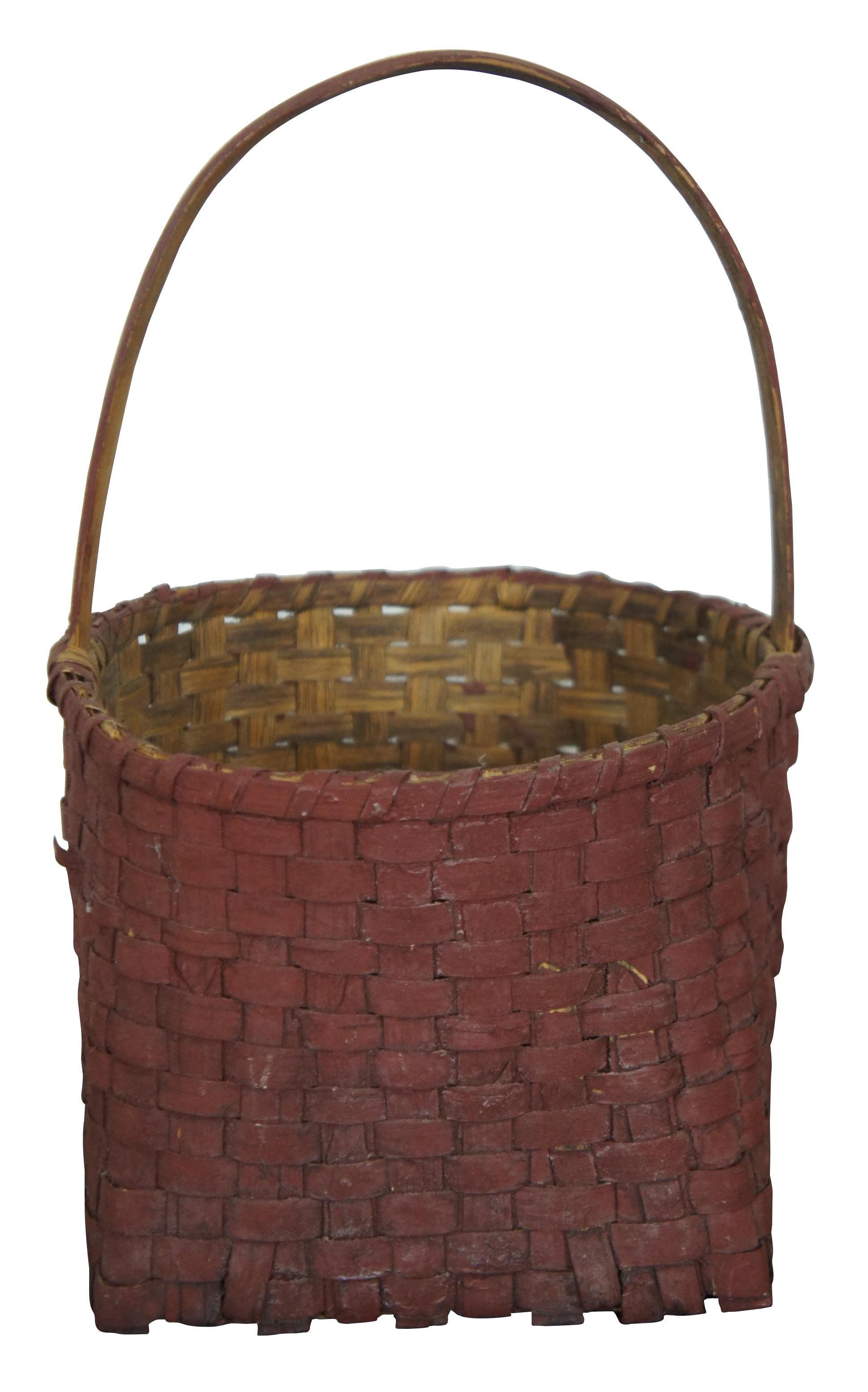 Antique Red Painted Woven Farmhouse Basket Country Kitchen Harvest Gathering In Good Condition In Dayton, OH