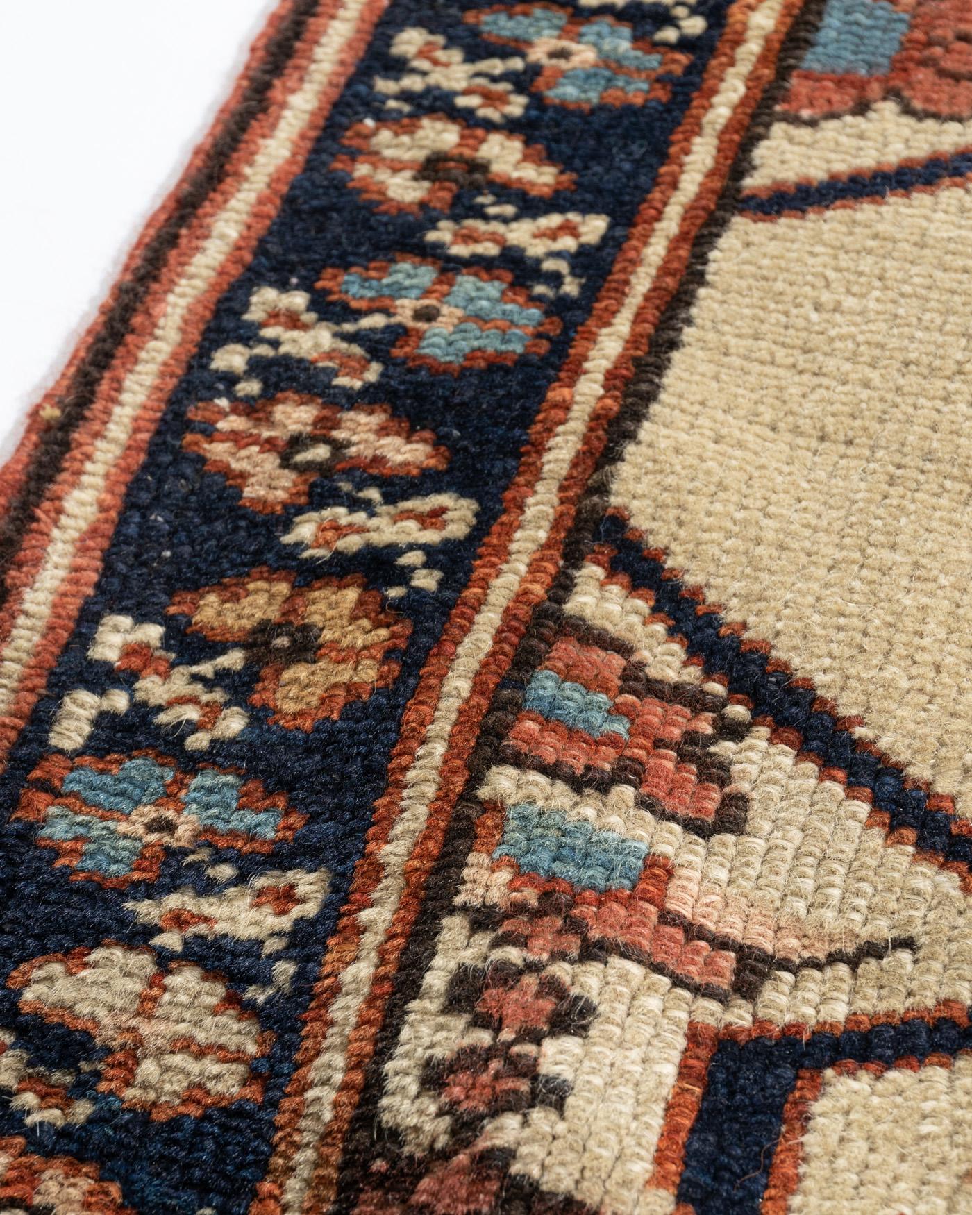 Tappeto persiano Bakshaish rosso antico 4'8 x 7'4 in vendita 8