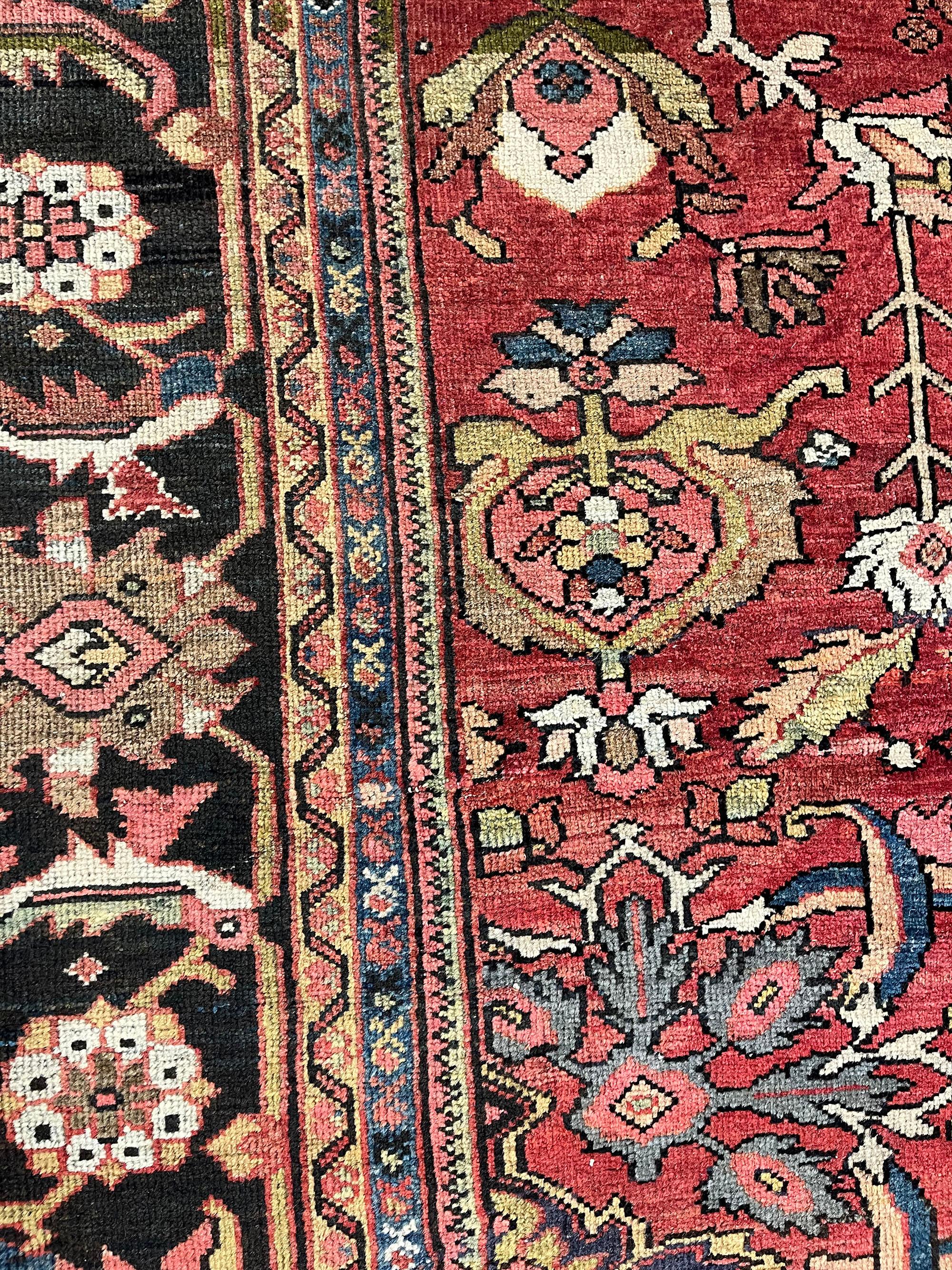 Antiker roter persischer Mahal-Teppich, 9'2 x 12'8 im Zustand „Gut“ im Angebot in New York, NY