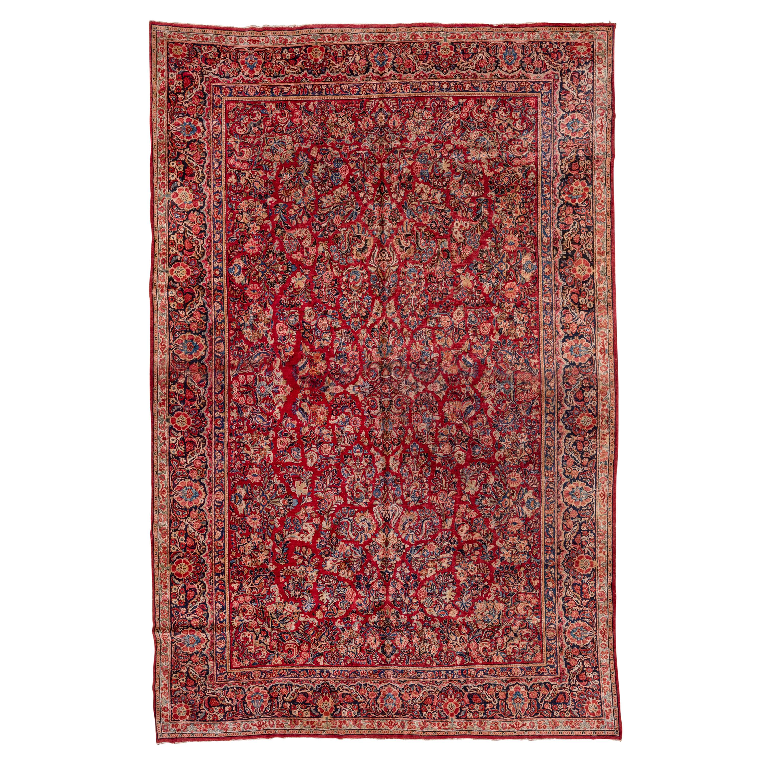 Tapis sarouk persan ancien rouge, tapis à poils longs sur toute sa surface, soie