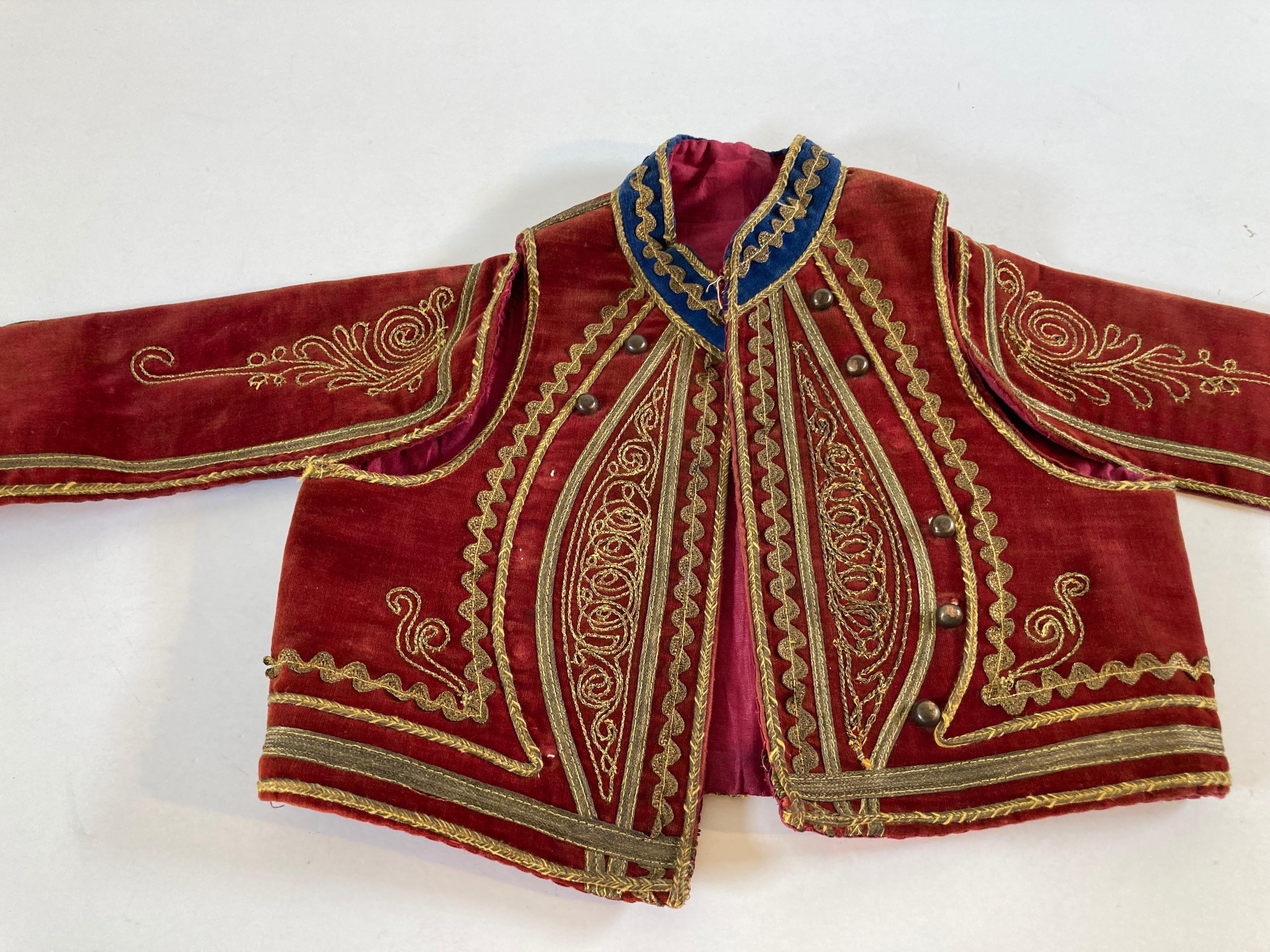 Antique Red Velvet Efe Zeybek Jacket Turkish Vest with Gold Embroidery For Sale 10