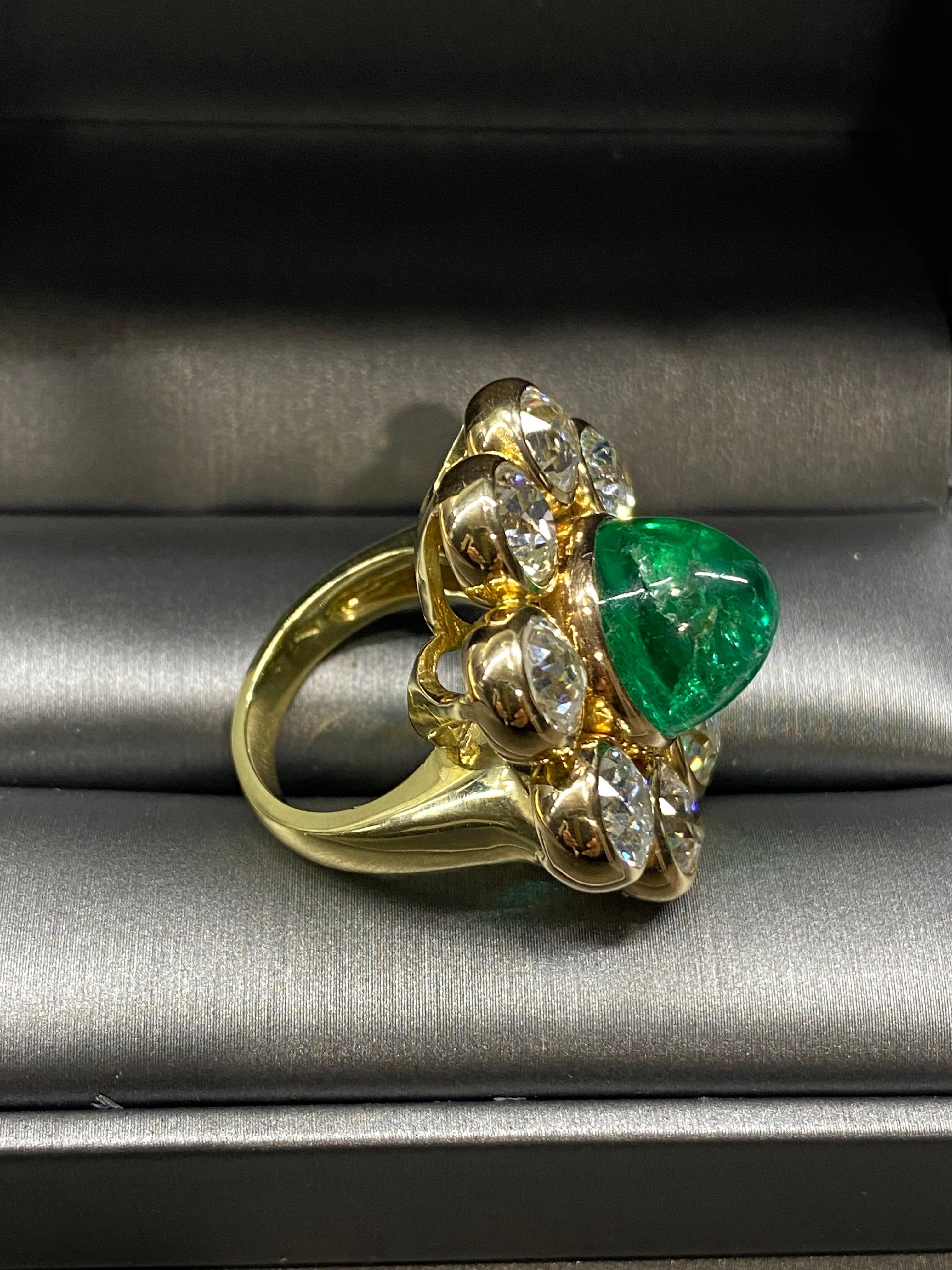 Mindi Mond 12 Carat Colombian Emerald Diamond Yellow Gold Cocktail Ring For Sale 1
