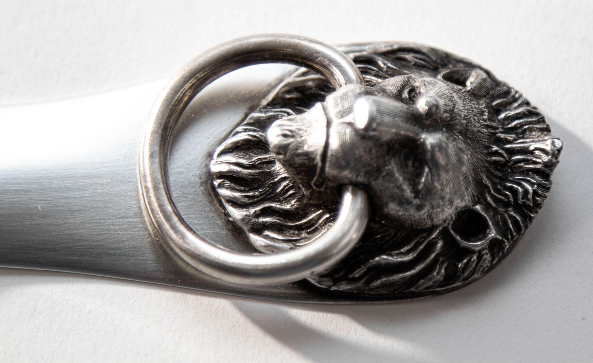 Antique Reed & Barton Silver Plated Shoe Horn with Lion Head Mask 4